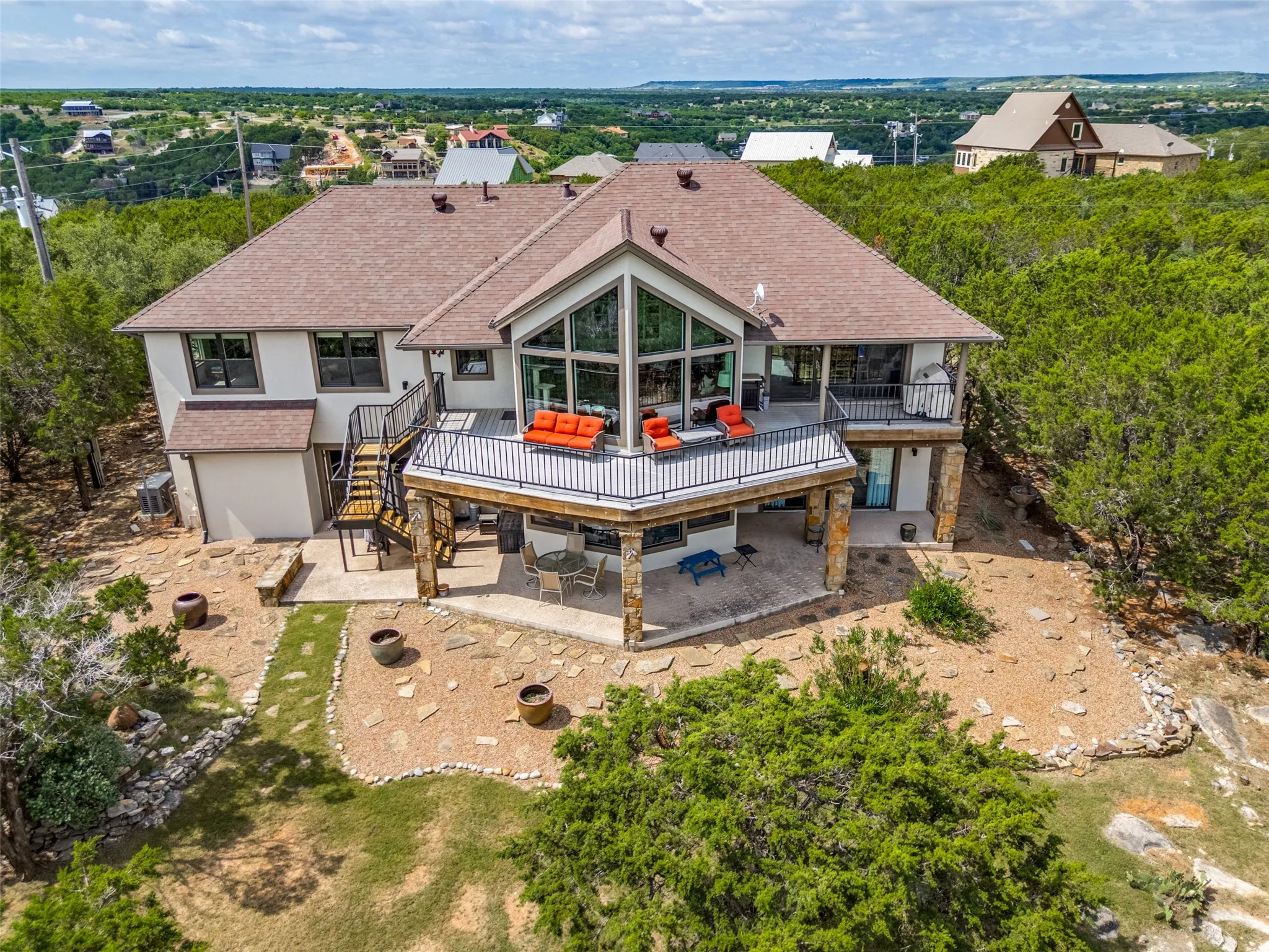 Single Family Residence For Sale in Palo Pinto County , 50 Harbour Town Drive, Graford, Texas 76449, 3 Bedroom, 4 Bathroom, 2 Garage spaces, 3,126 Sqft, built in 2002, Price $875,000, mls#21279677, Real Estate Agent in Graford, Homes For Sale in Palo Pinto county, Homes For Sale in Graford, Realtor in Graford Texas, Real Estate Brokerage Independent Realty Texas, Luminita Cordes Realtor
