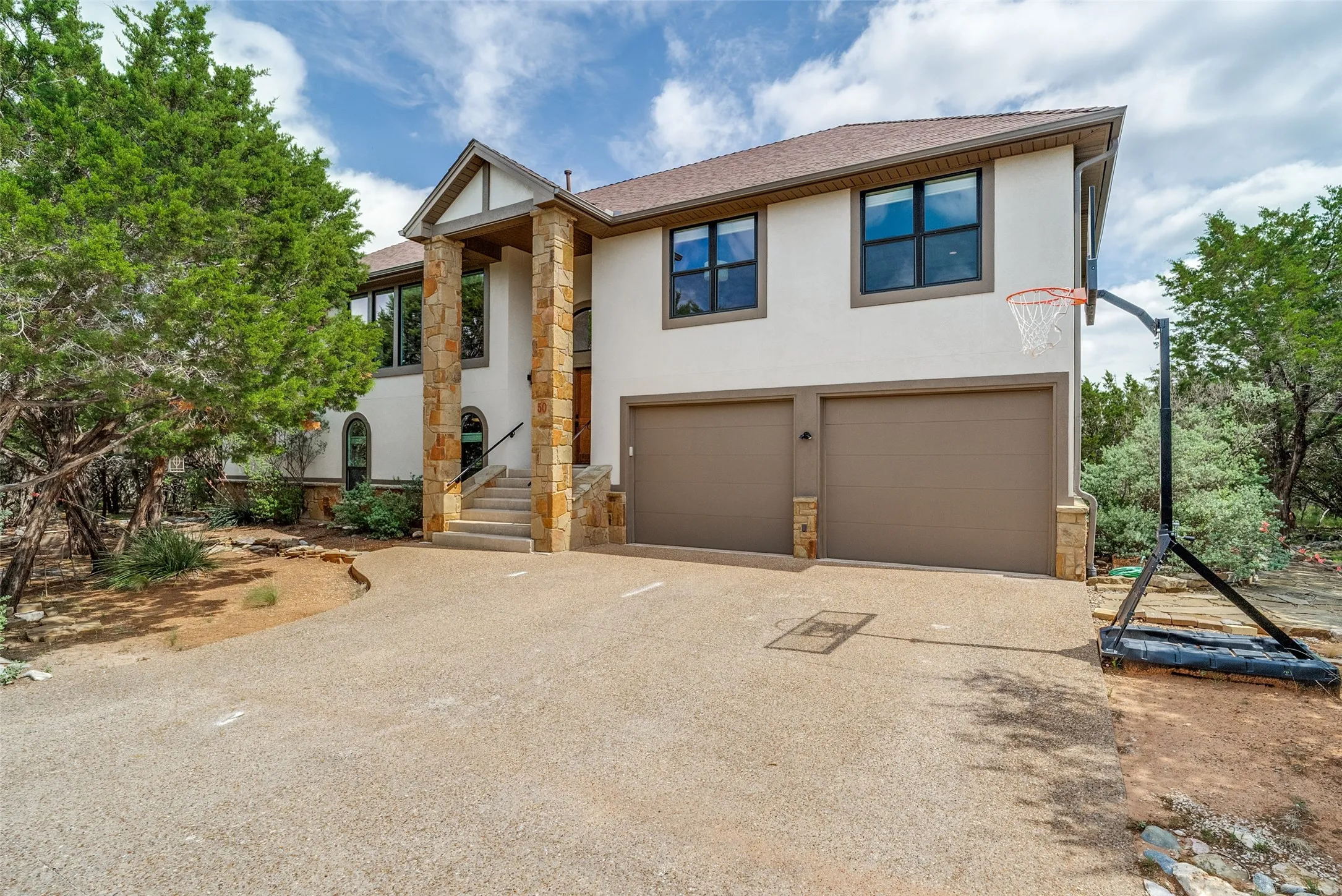 Single Family Residence For Sale in Palo Pinto County , 50 Harbour Town Drive, Graford, Texas 76449, 3 Bedroom, 4 Bathroom, 2 Garage spaces, 3,126 Sqft, built in 2002, Price $875,000, mls#21279677, Real Estate Agent in Graford, Homes For Sale in Palo Pinto county, Homes For Sale in Graford, Realtor in Graford Texas, Real Estate Brokerage Independent Realty Texas, Luminita Cordes Realtor