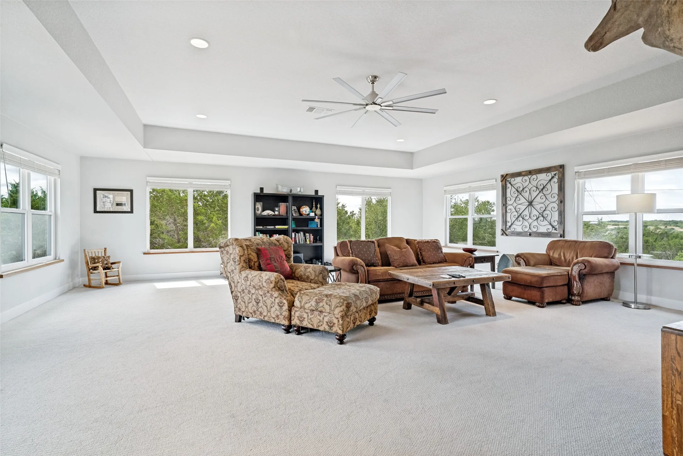 Single Family Residence For Sale in Palo Pinto County , 50 Harbour Town Drive, Graford, Texas 76449, 3 Bedroom, 4 Bathroom, 2 Garage spaces, 3,126 Sqft, built in 2002, Price $875,000, mls#21279677, Real Estate Agent in Graford, Homes For Sale in Palo Pinto county, Homes For Sale in Graford, Realtor in Graford Texas, Real Estate Brokerage Independent Realty Texas, Luminita Cordes Realtor