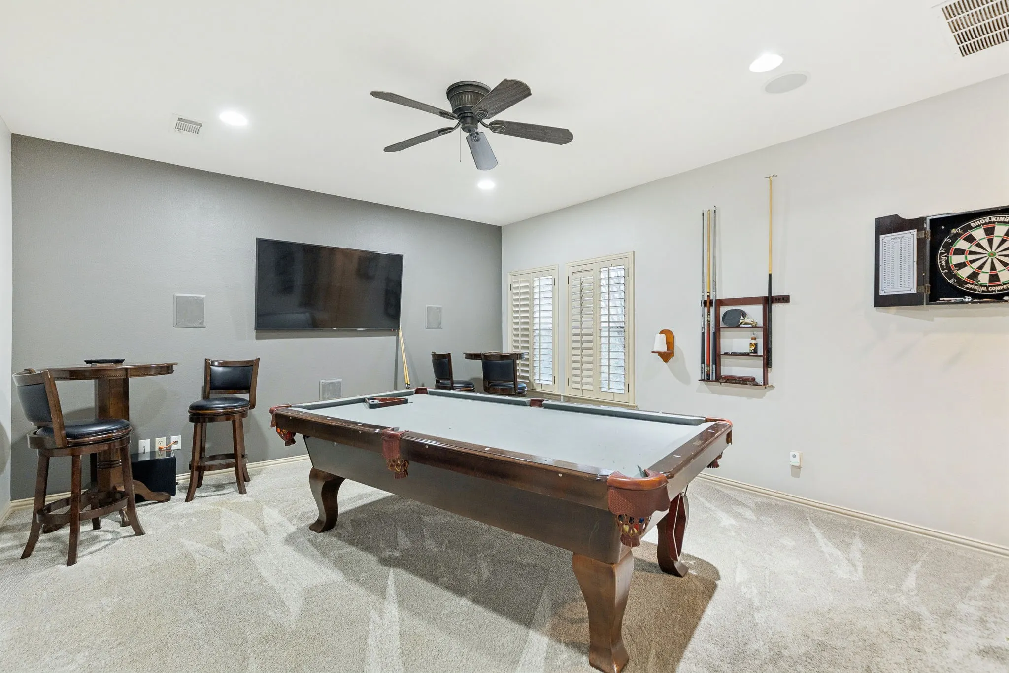 Single Family Residence For Sale in Collin County , 1970 Mary Lee Lane, Lucas, Texas 75002, 4 Bedroom, 4 Bathroom, 3 Garage spaces, 4,563 Sqft, built in 1998, mls#21280086, Real Estate Agent in Lucas, Homes For Sale in Collin county, Homes For Sale in Lucas, Realtor in Lucas Texas, Real Estate Brokerage Independent Realty Texas, Luminita Cordes Realtor
