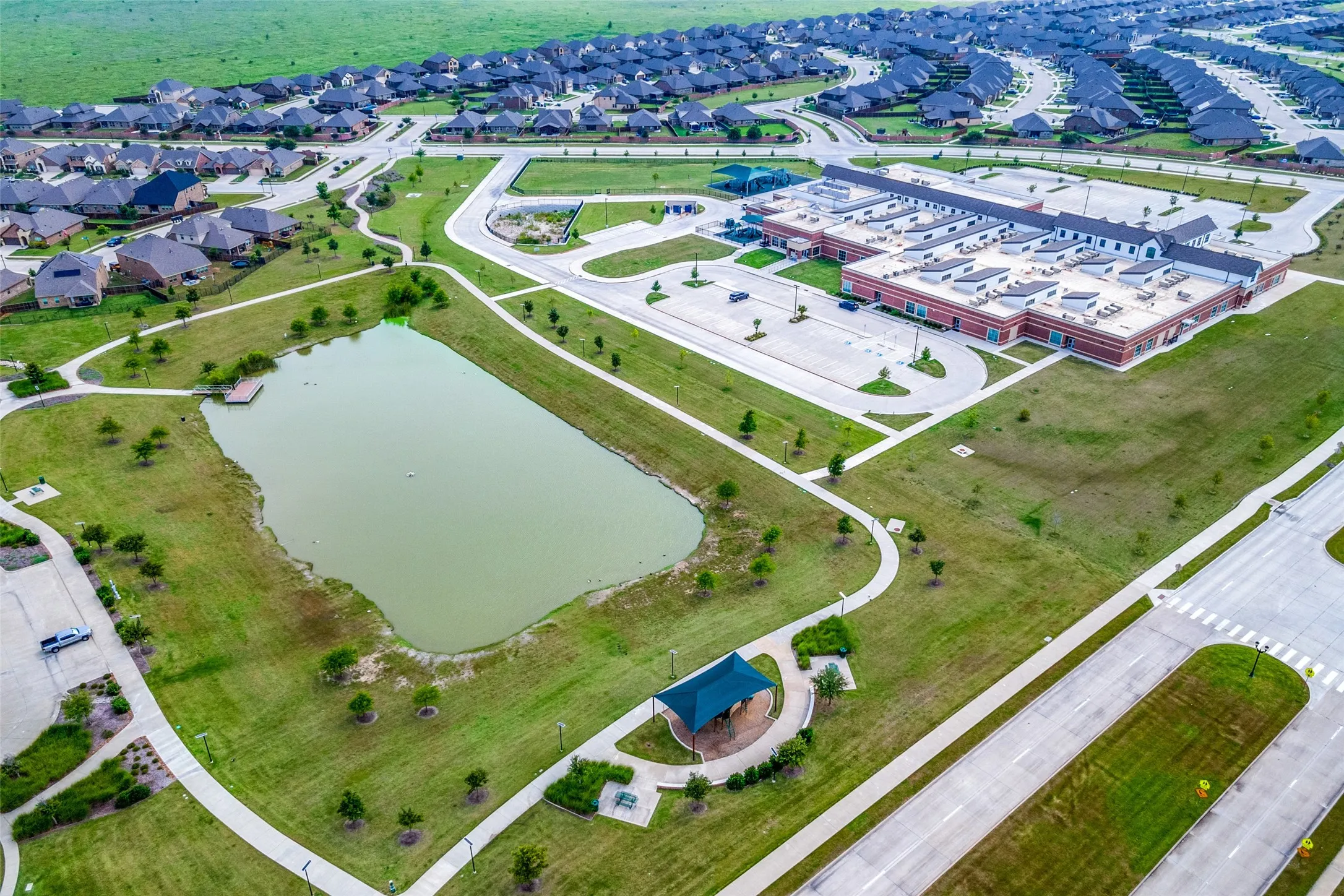  Rockwall ISD Walking distance to Elementary and Middle school in neighborhood.