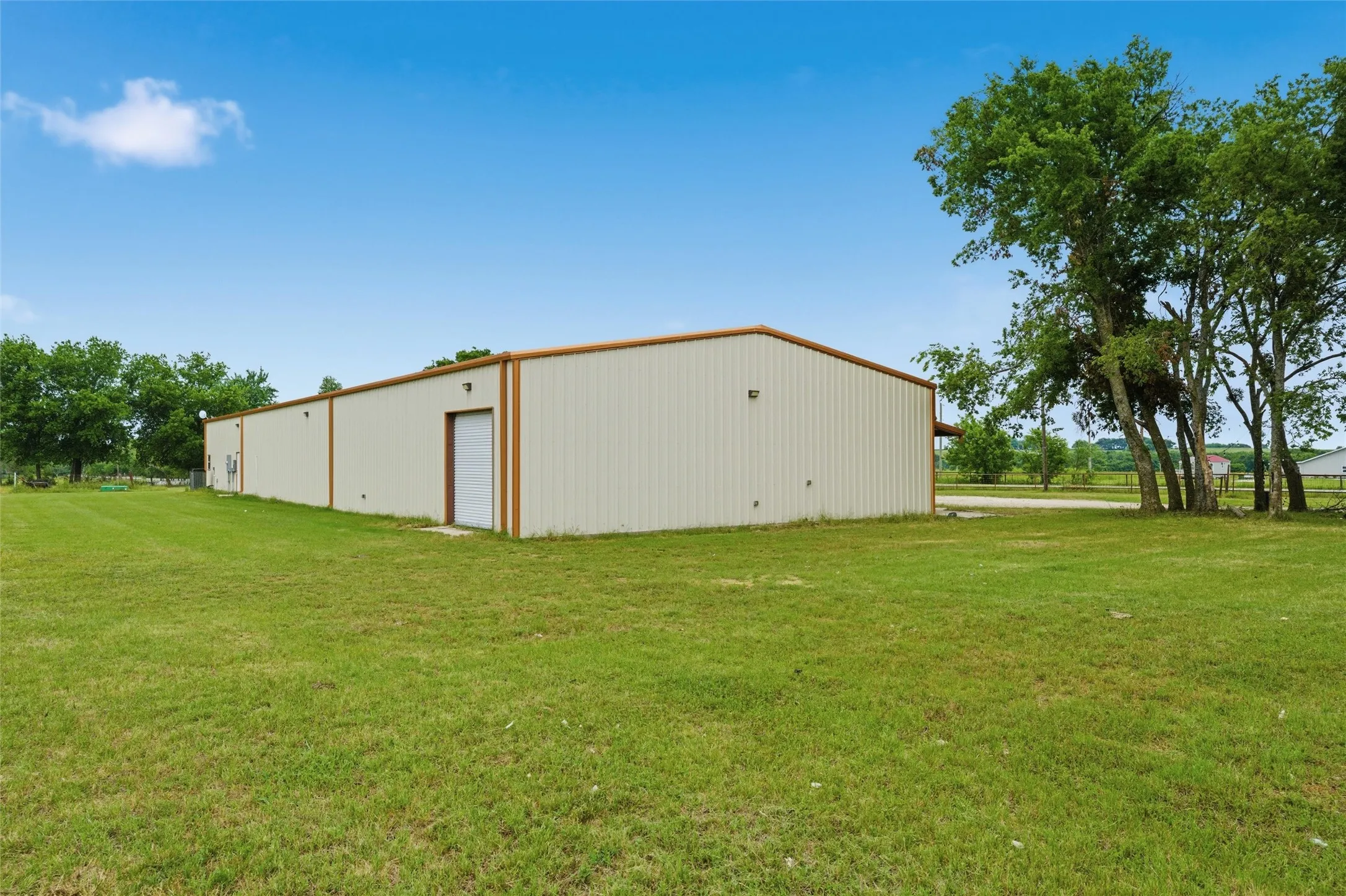 Retail For Sale in Hill County , 515 FM 66, Itasca, Texas 76055, 0, 0, Garage spaces, 7,500 Sqft, built in 2021, mls#21279910, Real Estate Agent in Itasca, Homes For Sale in Hill county, Homes For Sale in Itasca, Realtor in Itasca Texas, Real Estate Brokerage Independent Realty Texas, Luminita Cordes Realtor