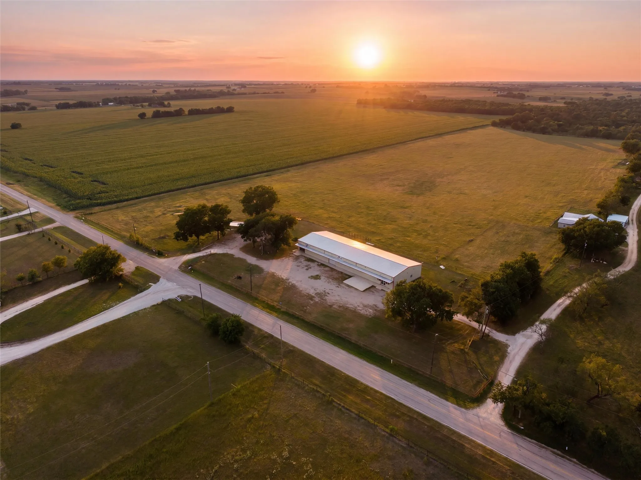 Retail For Sale in Hill County , 515 FM 66, Itasca, Texas 76055, 0, 0, Garage spaces, 7,500 Sqft, built in 2021, mls#21279910, Real Estate Agent in Itasca, Homes For Sale in Hill county, Homes For Sale in Itasca, Realtor in Itasca Texas, Real Estate Brokerage Independent Realty Texas, Luminita Cordes Realtor