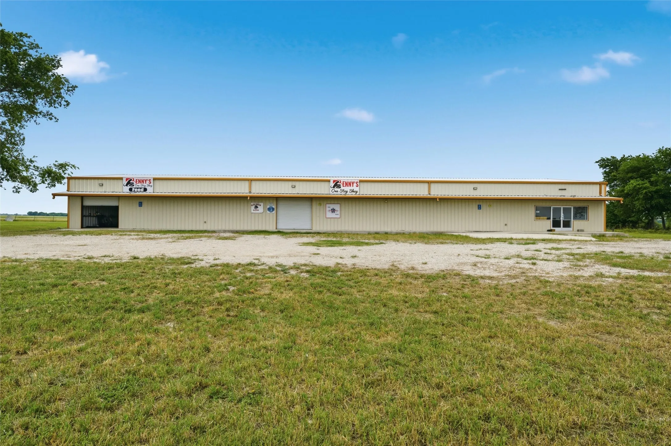 Retail For Sale in Hill County , 515 FM 66, Itasca, Texas 76055, 0, 0, Garage spaces, 7,500 Sqft, built in 2021, mls#21279910, Real Estate Agent in Itasca, Homes For Sale in Hill county, Homes For Sale in Itasca, Realtor in Itasca Texas, Real Estate Brokerage Independent Realty Texas, Luminita Cordes Realtor
