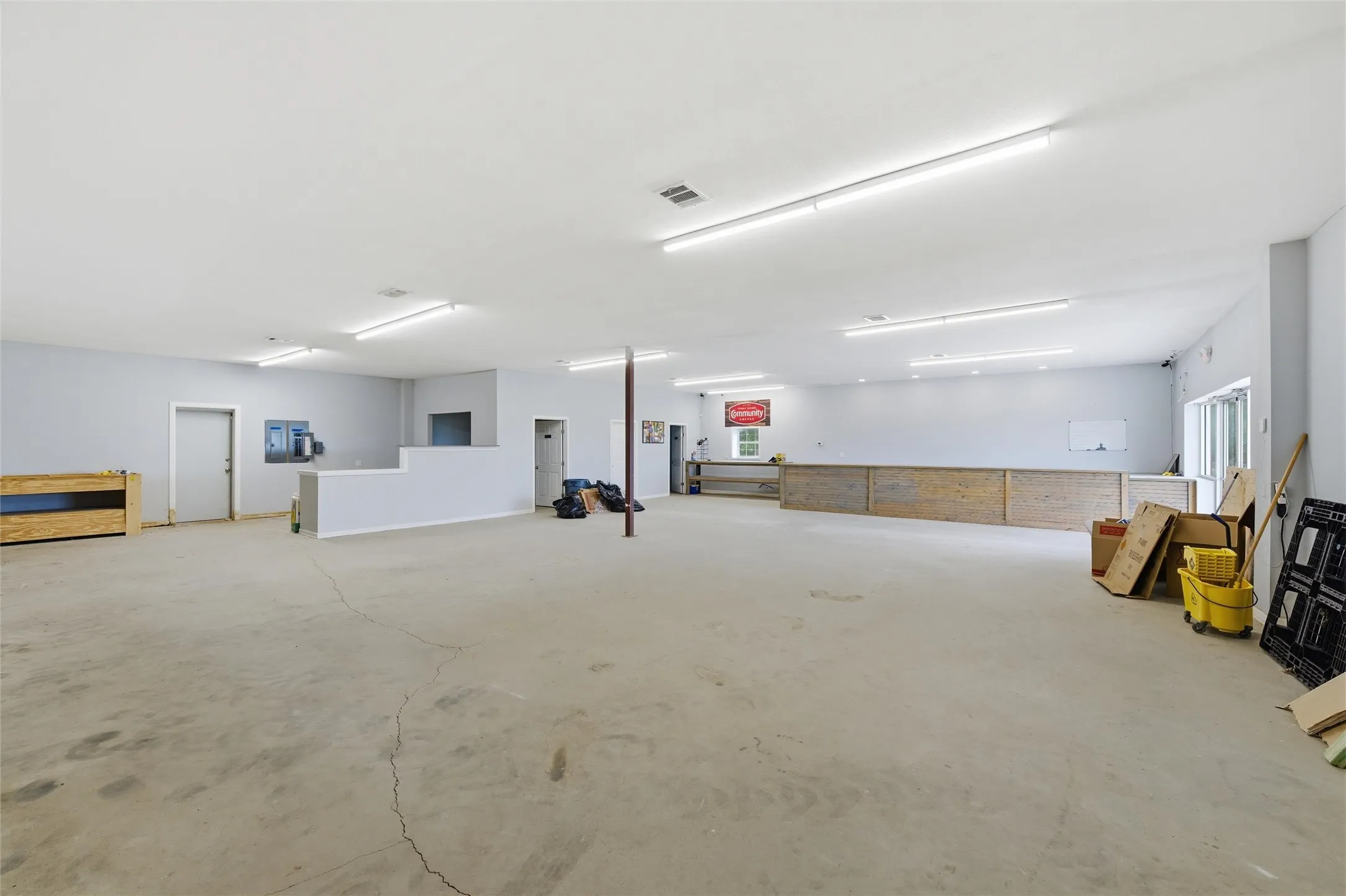 Retail For Sale in Hill County , 515 FM 66, Itasca, Texas 76055, 0, 0, Garage spaces, 7,500 Sqft, built in 2021, mls#21279910, Real Estate Agent in Itasca, Homes For Sale in Hill county, Homes For Sale in Itasca, Realtor in Itasca Texas, Real Estate Brokerage Independent Realty Texas, Luminita Cordes Realtor