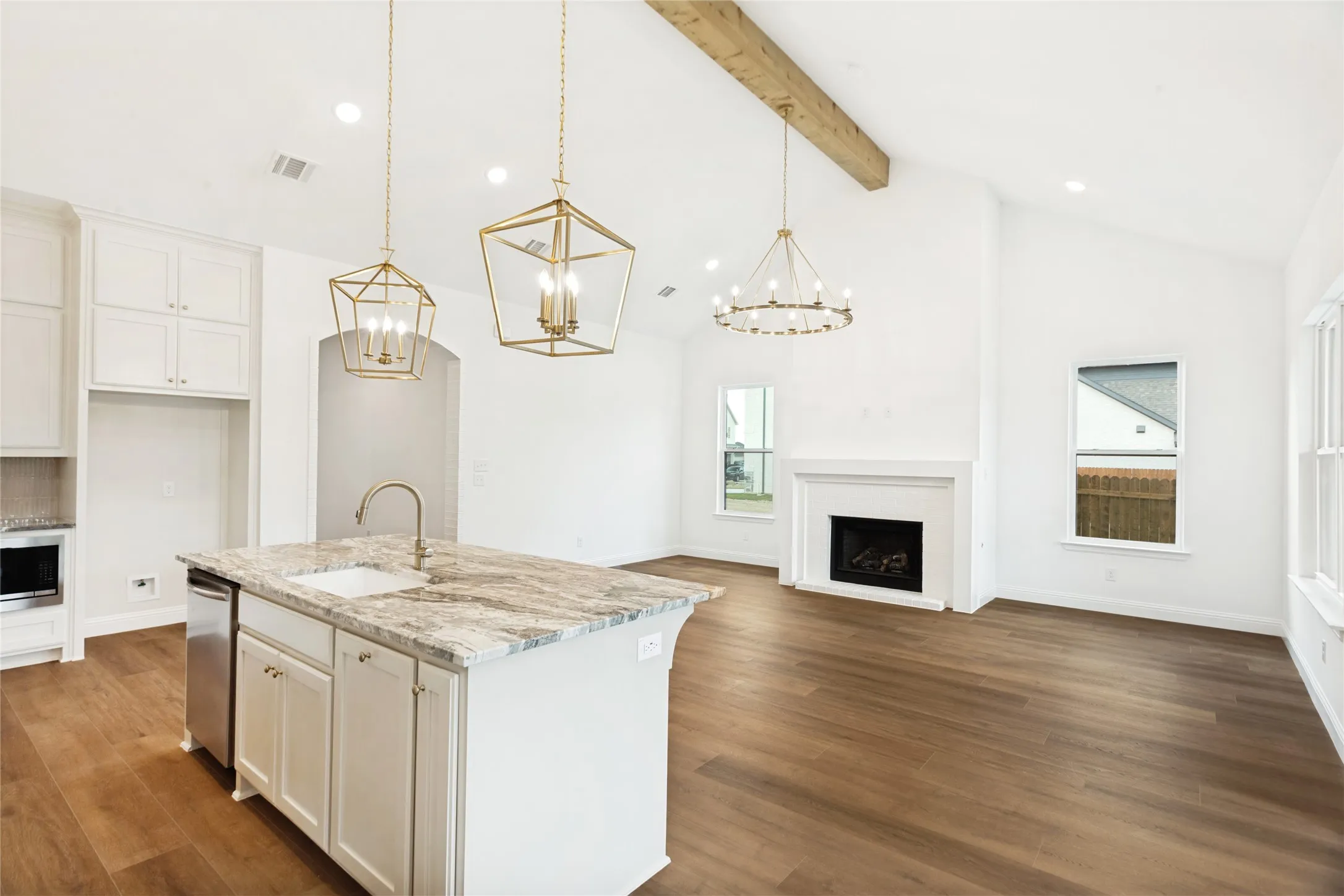 Single Family Residence For Sale in Parker County , 806 Mallard Drive, Aledo, Texas 76008, 4 Bedroom, 2 Bathroom, 2 Garage spaces, 2,191 Sqft, built in 2026, mls#21279991, Real Estate Agent in Aledo, Homes For Sale in Parker county, Homes For Sale in Aledo, Realtor in Aledo Texas, Real Estate Brokerage Independent Realty Texas, Luminita Cordes Realtor