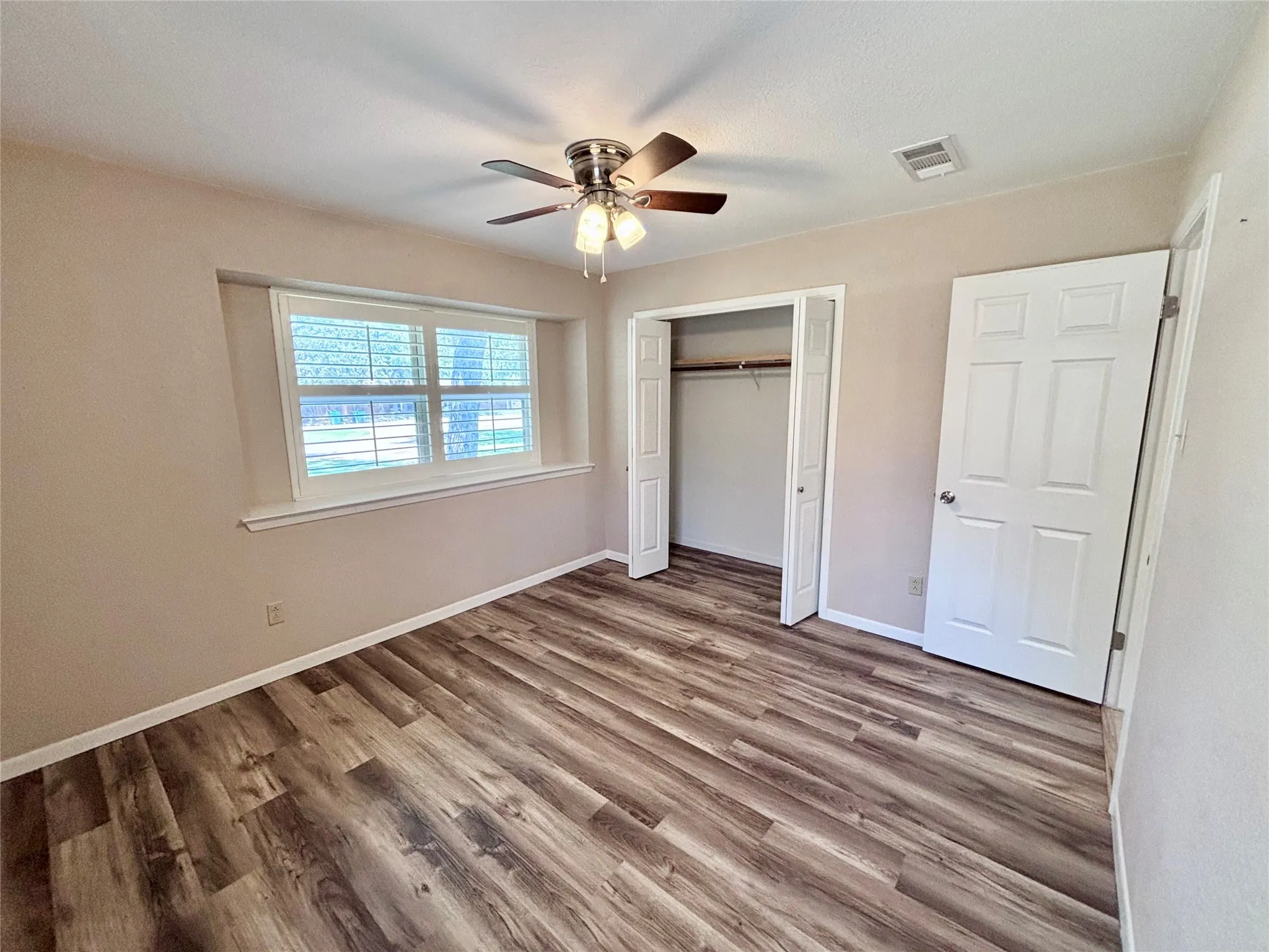 Single Family Residence For Sale in Eastland County , 506 Oakwood Drive, Eastland, Texas 76448, 3 Bedroom, 2 Bathroom, 2 Garage spaces, 2,125 Sqft, built in 1982, mls#21280133, Real Estate Agent in Eastland, Homes For Sale in Eastland county, Homes For Sale in Eastland, Realtor in Eastland Texas, Real Estate Brokerage Independent Realty Texas, Luminita Cordes Realtor