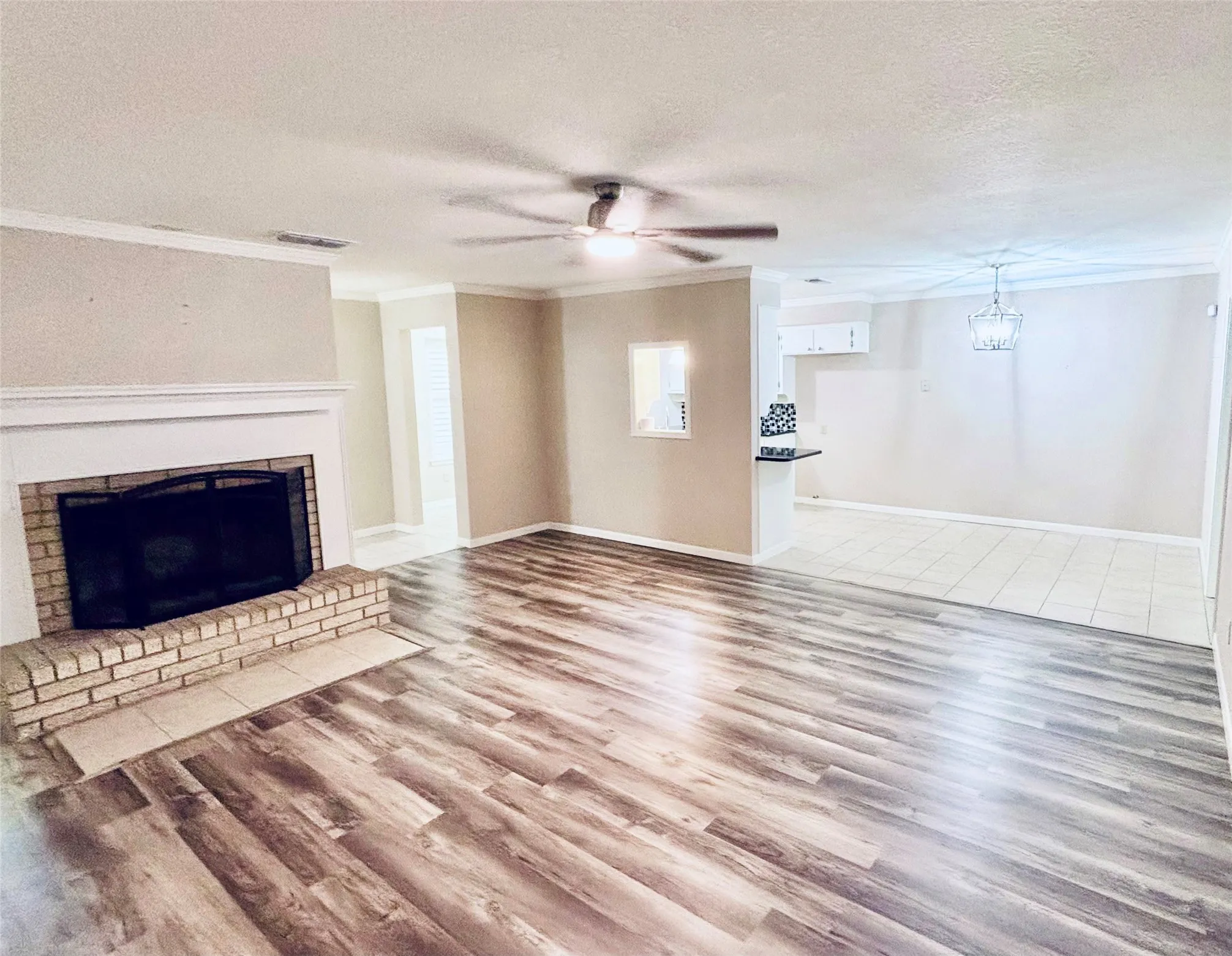Single Family Residence For Sale in Eastland County , 506 Oakwood Drive, Eastland, Texas 76448, 3 Bedroom, 2 Bathroom, 2 Garage spaces, 2,125 Sqft, built in 1982, mls#21280133, Real Estate Agent in Eastland, Homes For Sale in Eastland county, Homes For Sale in Eastland, Realtor in Eastland Texas, Real Estate Brokerage Independent Realty Texas, Luminita Cordes Realtor