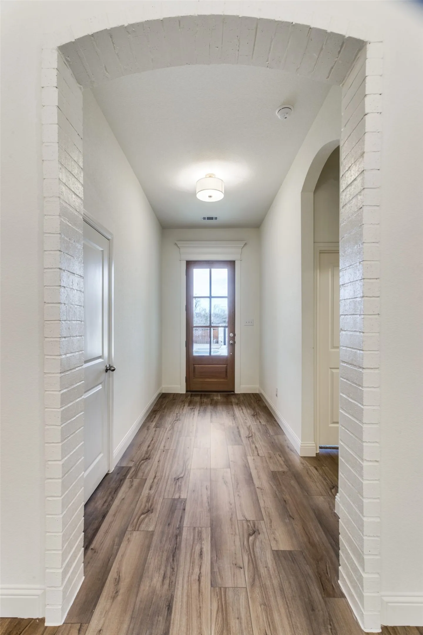 Single Family Residence For Sale in Tarrant County , 782 Sterling Drive, Benbrook, Texas 76126, 4 Bedroom, 3 Bathroom, 2 Garage spaces, 2,307 Sqft, built in 2024, mls#21265687, Real Estate Agent in Benbrook, Homes For Sale in Tarrant county, Homes For Sale in Benbrook, Realtor in Benbrook Texas, Real Estate Brokerage Independent Realty Texas, Luminita Cordes Realtor