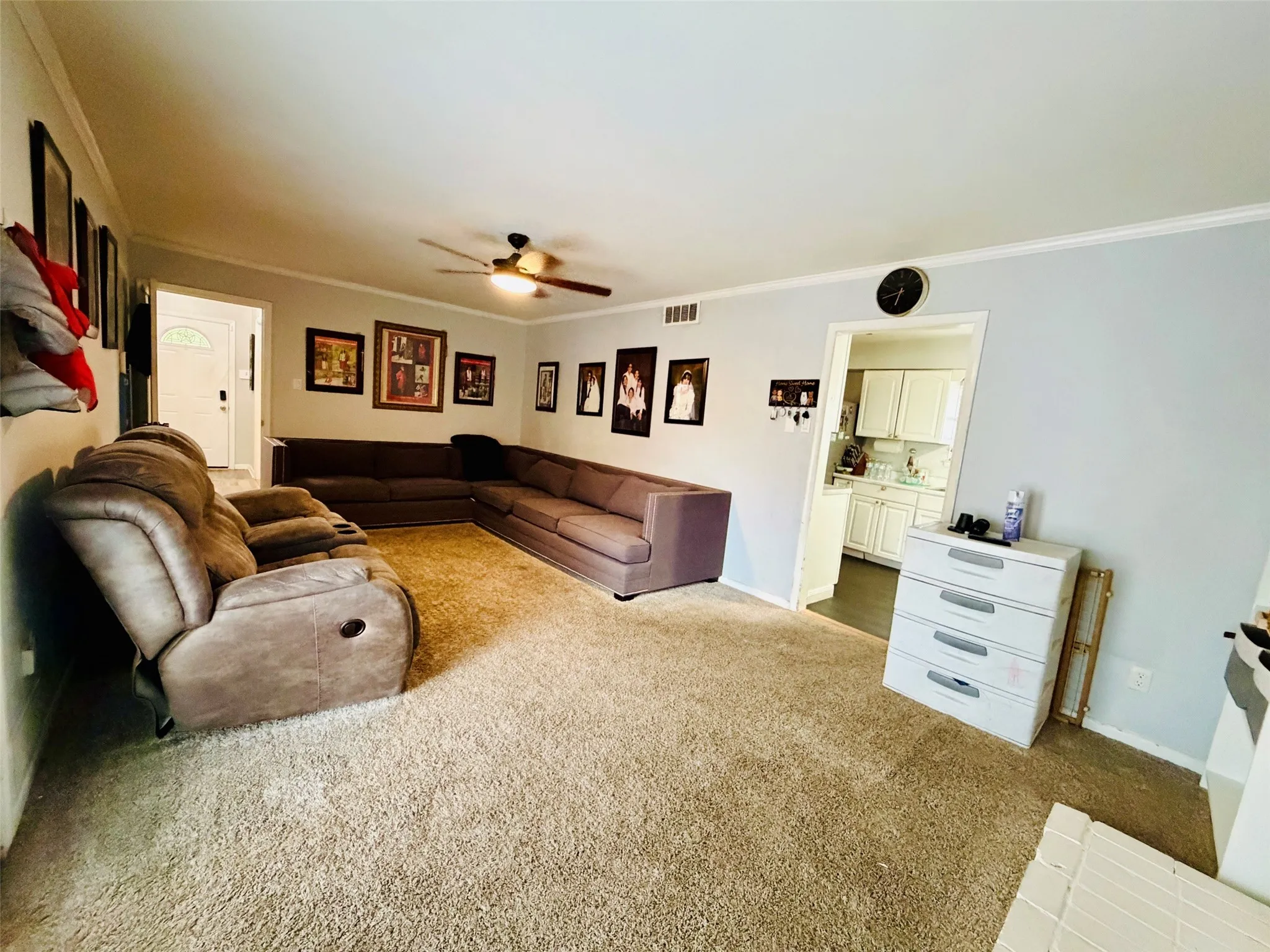 Single Family Residence For Sale in Dallas County , 610 Prescott Drive, Garland, Texas 75041, 3 Bedrooms, 2 Bathrooms, Garage spaces, 1,765 Sqft, built in 1958, Price $310,000, mls#21280155, Real Estate Agent in Garland, Homes For Sale in Dallas county, Homes For Sale in Garland, Realtor in Garland Texas, Real Estate Brokerage Independent Realty Texas, Luminita Cordes Realtor