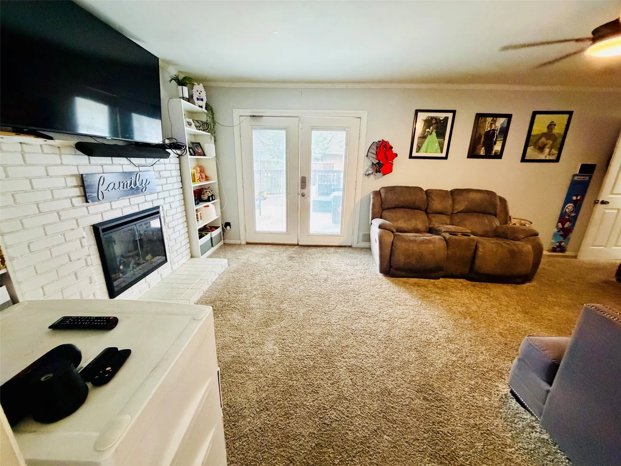Single Family Residence For Sale in Dallas County , 610 Prescott Drive, Garland, Texas 75041, 3 Bedrooms, 2 Bathrooms, Garage spaces, 1,765 Sqft, built in 1958, Price $310,000, mls#21280155, Real Estate Agent in Garland, Homes For Sale in Dallas county, Homes For Sale in Garland, Realtor in Garland Texas, Real Estate Brokerage Independent Realty Texas, Luminita Cordes Realtor