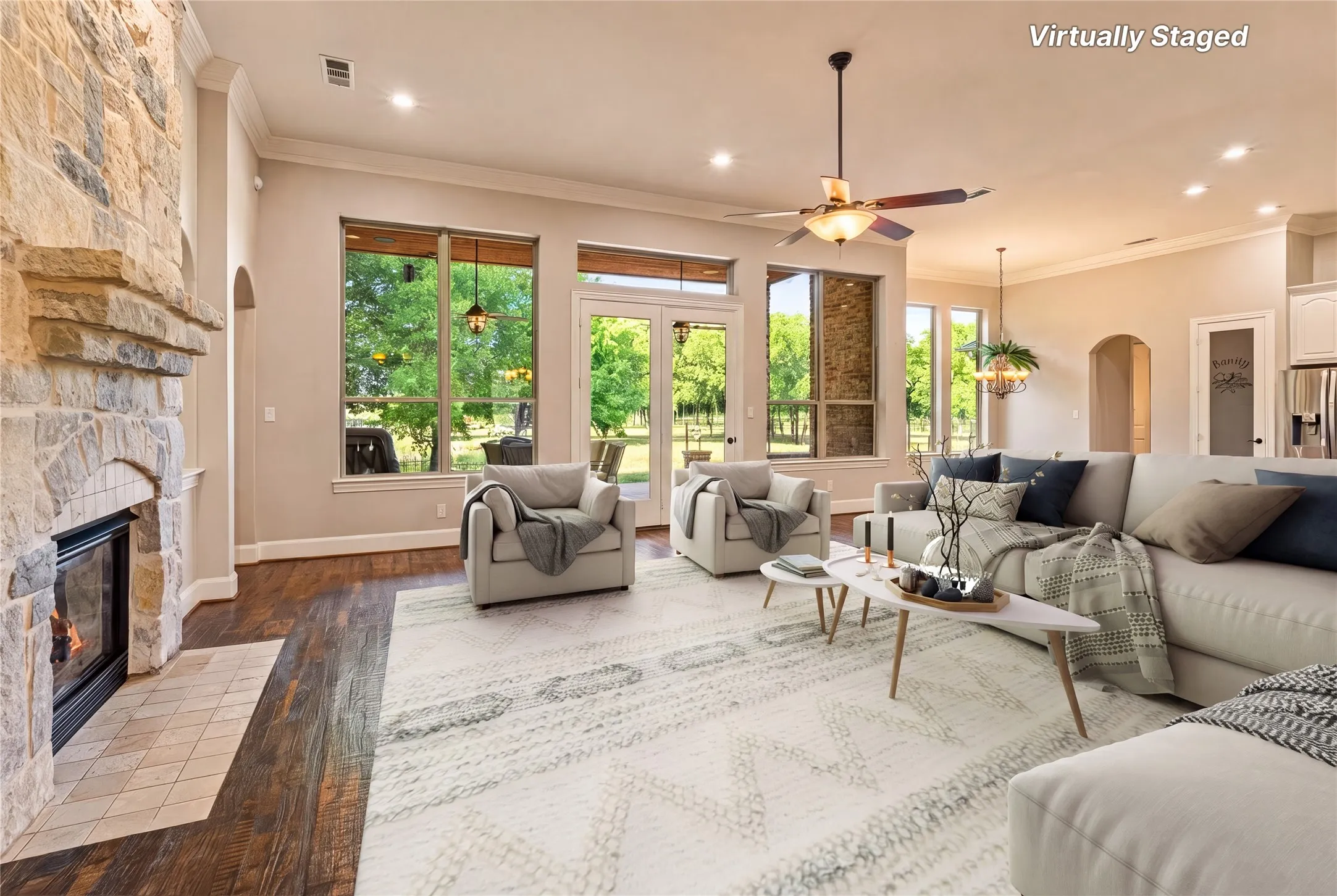 Single Family Residence For Sale in Rockwall County , 4745 Secret Cove, Rockwall, Texas 75032, 4 Bedroom, 5 Bathroom, 3 Garage spaces, 4,360 Sqft, built in 2006, mls#21271277, Real Estate Agent in Rockwall, Homes For Sale in Rockwall county, Homes For Sale in Rockwall, Realtor in Rockwall Texas, Real Estate Brokerage Independent Realty Texas, Luminita Cordes Realtor