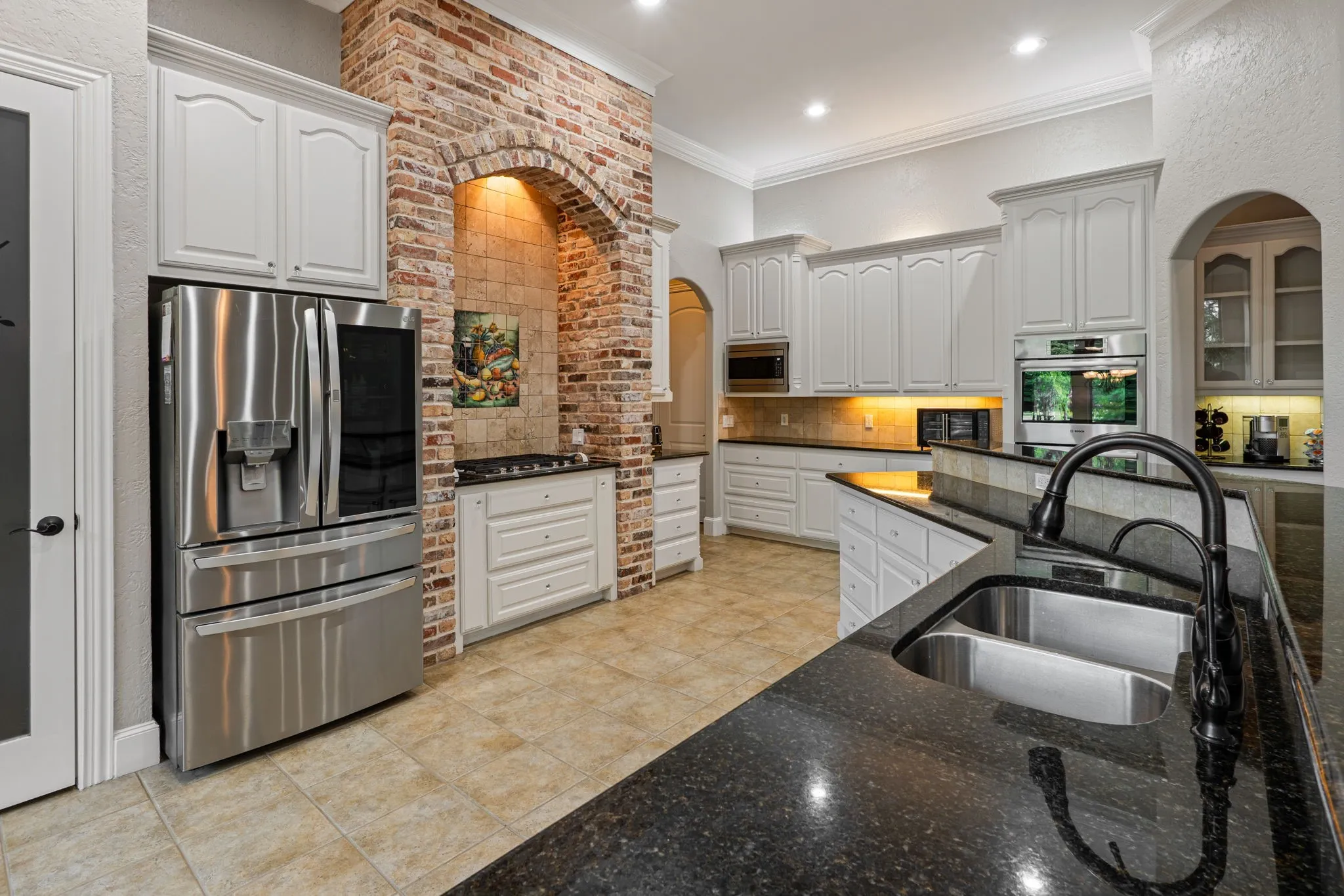 Single Family Residence For Sale in Rockwall County , 4745 Secret Cove, Rockwall, Texas 75032, 4 Bedroom, 5 Bathroom, 3 Garage spaces, 4,360 Sqft, built in 2006, mls#21271277, Real Estate Agent in Rockwall, Homes For Sale in Rockwall county, Homes For Sale in Rockwall, Realtor in Rockwall Texas, Real Estate Brokerage Independent Realty Texas, Luminita Cordes Realtor