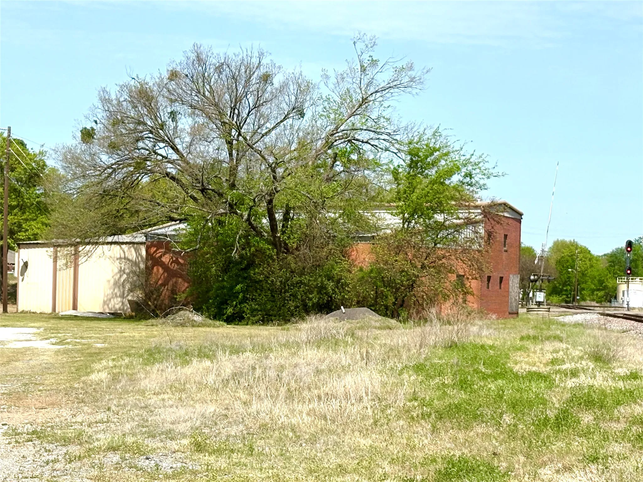 Warehouse For Sale in Camp County , 204 Quitman Street, Pittsburg, Texas 75686, 0, 0, Garage spaces, 0 Sqft, built in 1956, Price $229,000, mls#21280159, Real Estate Agent in Pittsburg, Homes For Sale in Camp county, Homes For Sale in Pittsburg, Realtor in Pittsburg Texas, Real Estate Brokerage Independent Realty Texas, Luminita Cordes Realtor