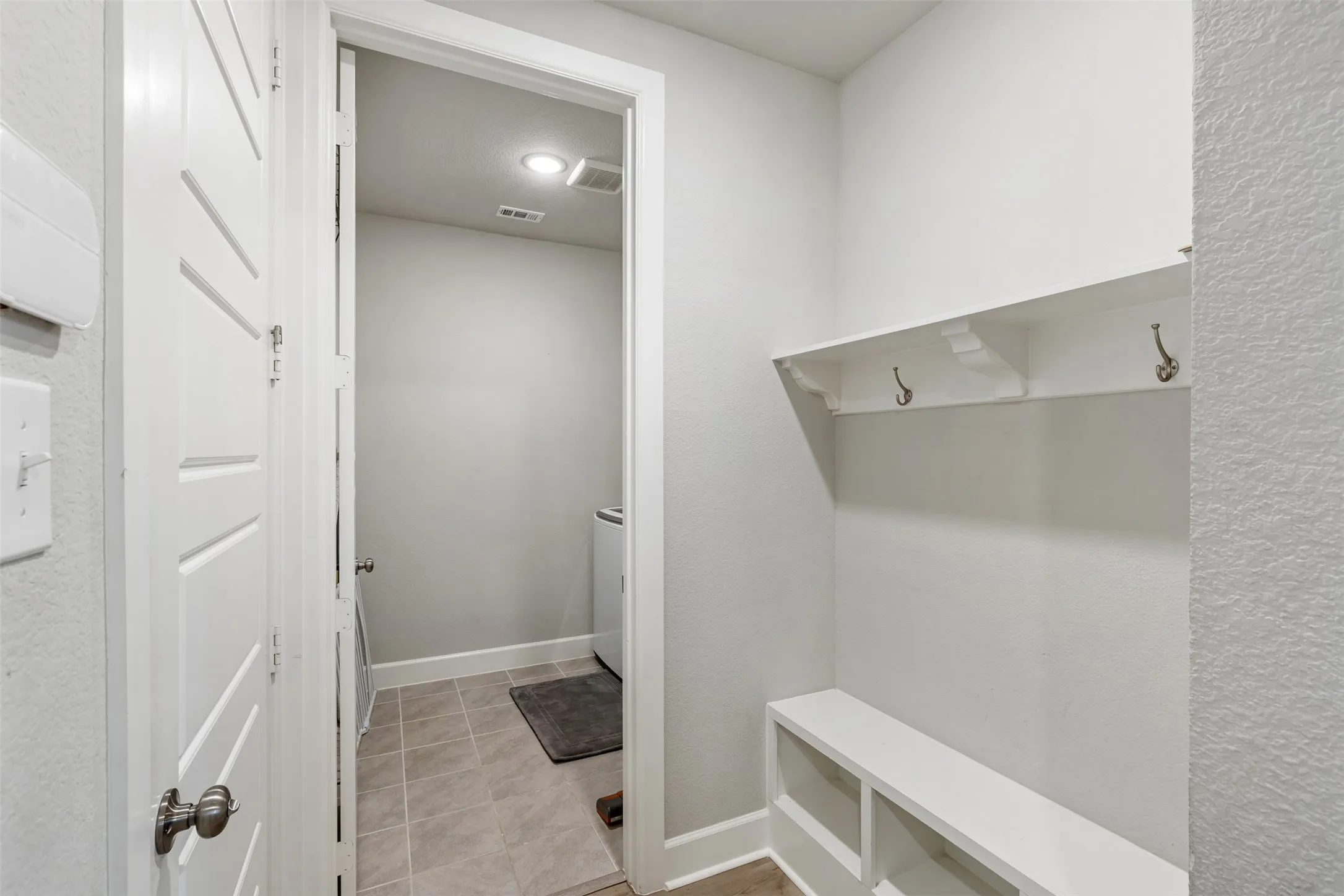 Single Family Residence For Rent in Denton County , 324 Moonvine Drive, Little Elm, Texas 75068, 4 Bedrooms, 3 Bathrooms, 2 Garage spaces, 2,914 Sqft, built in 2020, Price $3,000, mls#21280196, Real Estate Agent in Little Elm, Homes For Rent in Denton county, Homes For Rent in Little Elm, Realtor in Little Elm Texas, Real Estate Brokerage Independent Realty Texas, Luminita Cordes Realtor