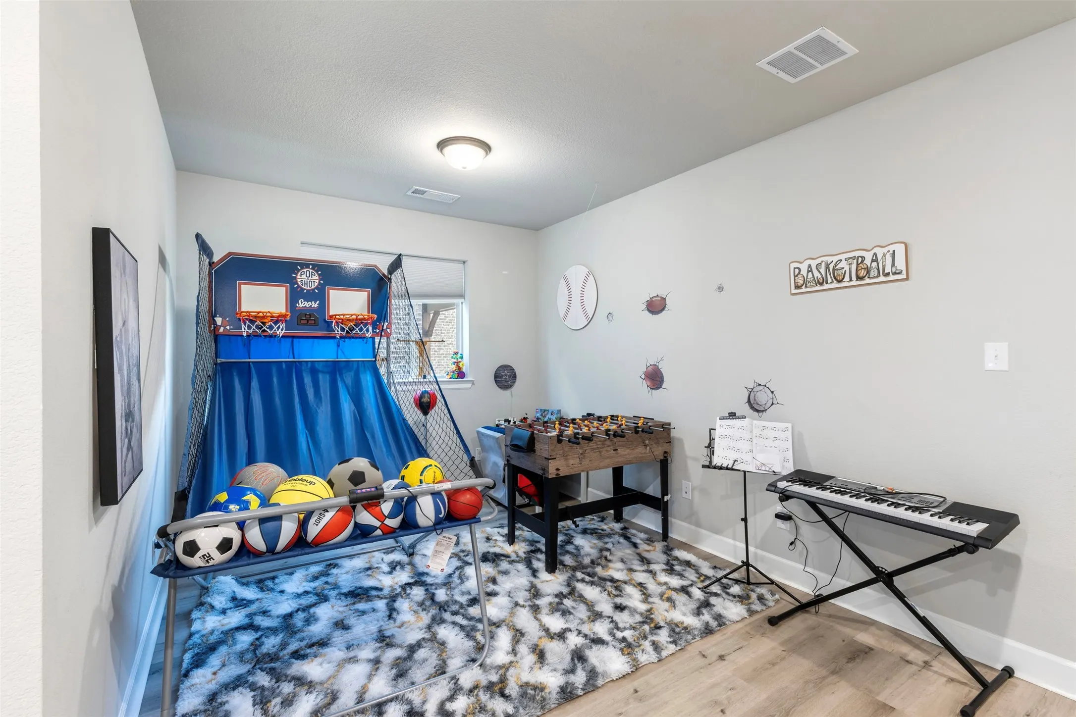 Single Family Residence For Rent in Denton County , 324 Moonvine Drive, Little Elm, Texas 75068, 4 Bedrooms, 3 Bathrooms, 2 Garage spaces, 2,914 Sqft, built in 2020, Price $3,000, mls#21280196, Real Estate Agent in Little Elm, Homes For Rent in Denton county, Homes For Rent in Little Elm, Realtor in Little Elm Texas, Real Estate Brokerage Independent Realty Texas, Luminita Cordes Realtor