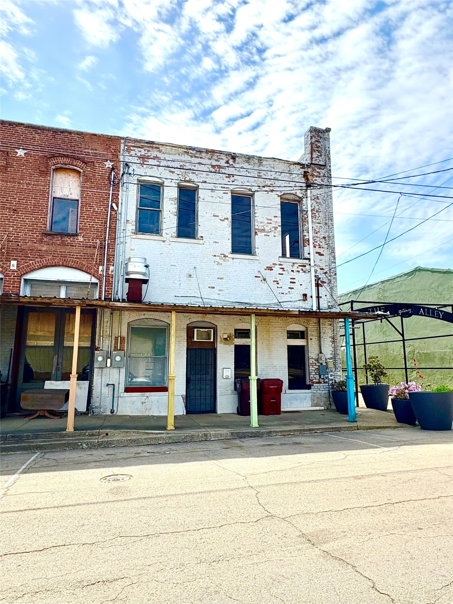 Retail For Sale in Camp County , 123 Quitman Street, Pittsburg, Texas 75686, 0, 0, Garage spaces, 0 Sqft, built in 1930, Price $879,000, mls#21280154, Real Estate Agent in Pittsburg, Homes For Sale in Camp county, Homes For Sale in Pittsburg, Realtor in Pittsburg Texas, Real Estate Brokerage Independent Realty Texas, Luminita Cordes Realtor