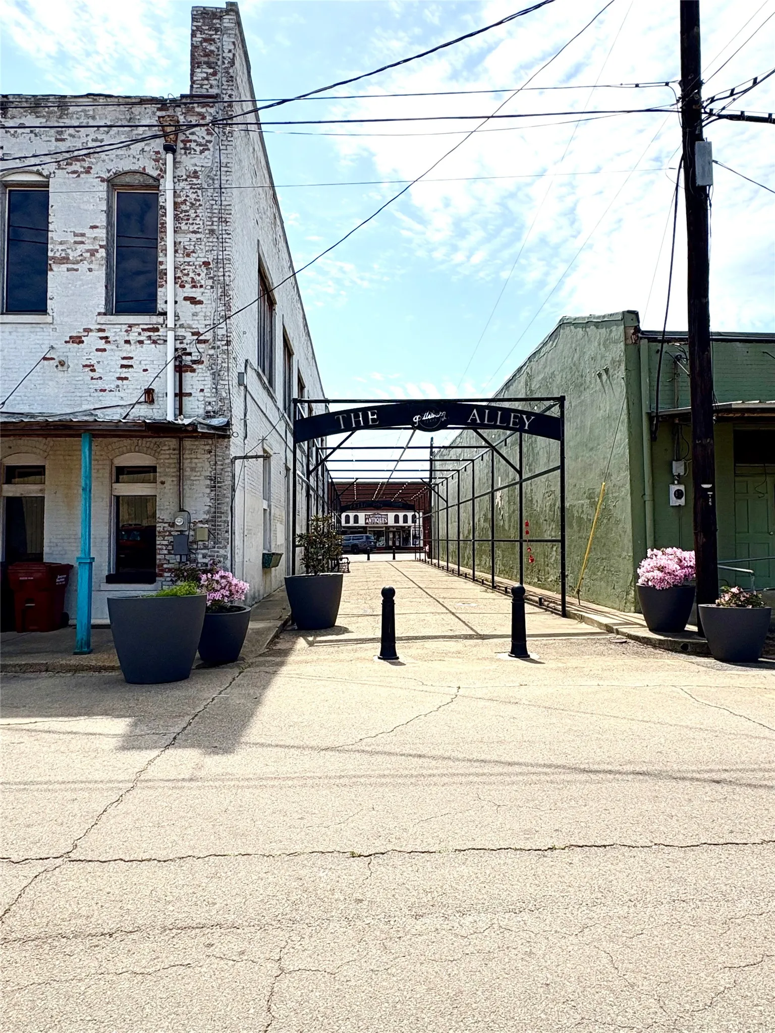 Retail For Sale in Camp County , 123 Quitman Street, Pittsburg, Texas 75686, 0, 0, Garage spaces, 0 Sqft, built in 1930, Price $879,000, mls#21280154, Real Estate Agent in Pittsburg, Homes For Sale in Camp county, Homes For Sale in Pittsburg, Realtor in Pittsburg Texas, Real Estate Brokerage Independent Realty Texas, Luminita Cordes Realtor