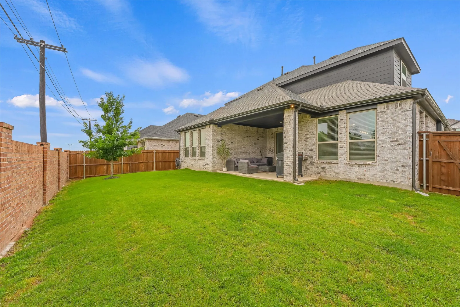 Single Family Residence For Sale in Collin County , 3241 Cross Shore Drive, Anna, Texas 75409, 4 Bedroom, 3 Bathroom, 2 Garage spaces, 2,624 Sqft, built in 2024, mls#21280069, Real Estate Agent in Anna, Homes For Sale in Collin county, Homes For Sale in Anna, Realtor in Anna Texas, Real Estate Brokerage Independent Realty Texas, Luminita Cordes Realtor