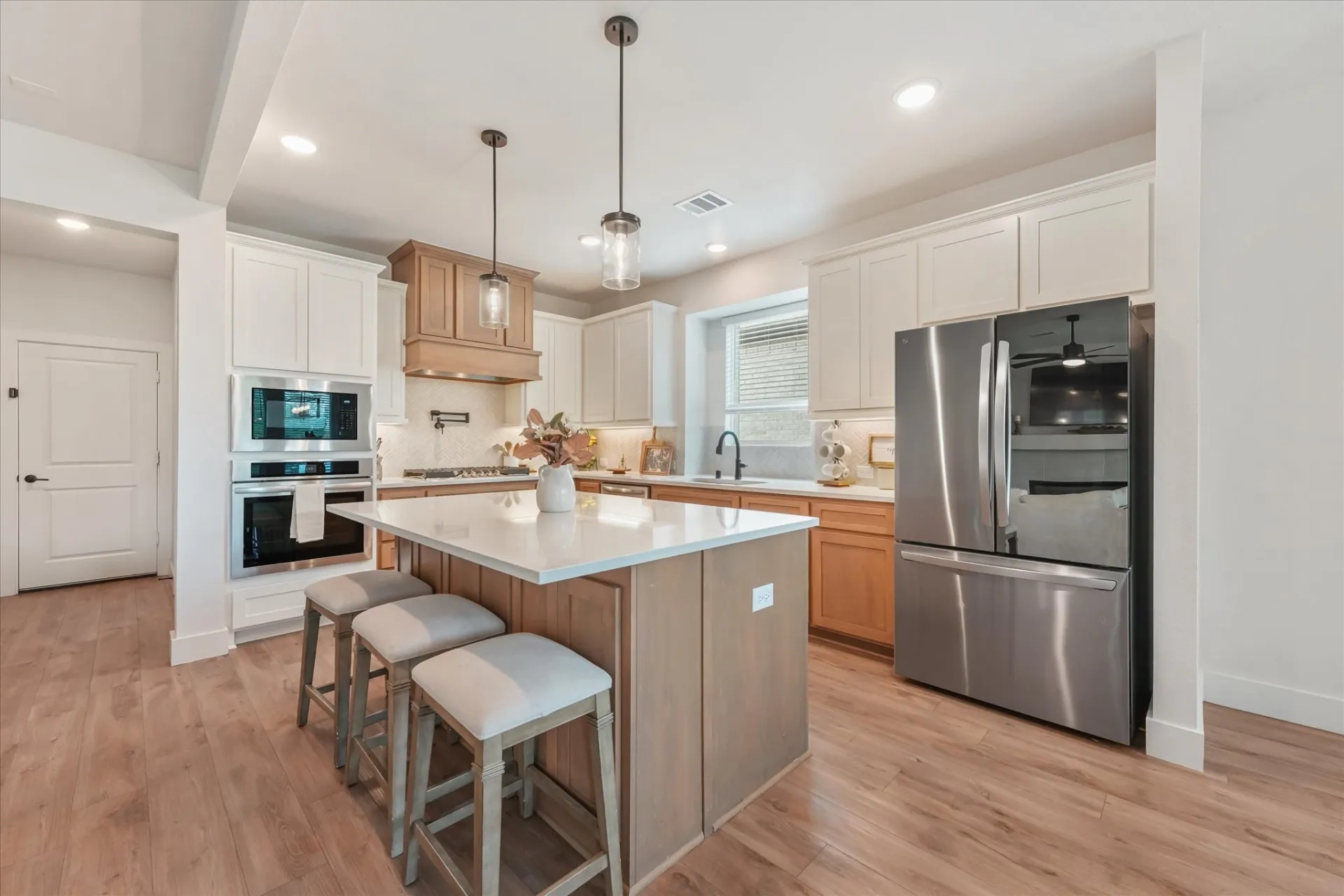 Single Family Residence For Sale in Collin County , 3241 Cross Shore Drive, Anna, Texas 75409, 4 Bedroom, 3 Bathroom, 2 Garage spaces, 2,624 Sqft, built in 2024, mls#21280069, Real Estate Agent in Anna, Homes For Sale in Collin county, Homes For Sale in Anna, Realtor in Anna Texas, Real Estate Brokerage Independent Realty Texas, Luminita Cordes Realtor