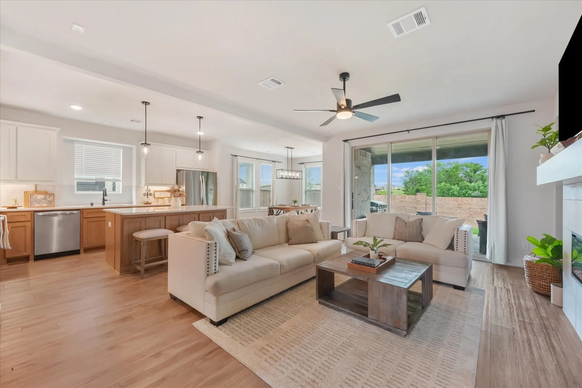 Single Family Residence For Sale in Collin County , 3241 Cross Shore Drive, Anna, Texas 75409, 4 Bedroom, 3 Bathroom, 2 Garage spaces, 2,624 Sqft, built in 2024, mls#21280069, Real Estate Agent in Anna, Homes For Sale in Collin county, Homes For Sale in Anna, Realtor in Anna Texas, Real Estate Brokerage Independent Realty Texas, Luminita Cordes Realtor