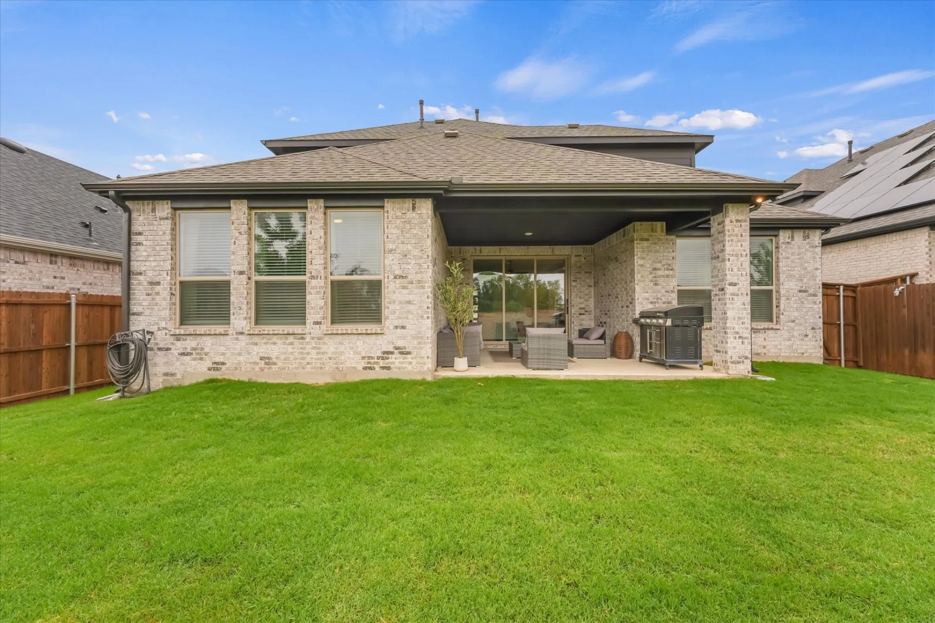 Single Family Residence For Sale in Collin County , 3241 Cross Shore Drive, Anna, Texas 75409, 4 Bedroom, 3 Bathroom, 2 Garage spaces, 2,624 Sqft, built in 2024, mls#21280069, Real Estate Agent in Anna, Homes For Sale in Collin county, Homes For Sale in Anna, Realtor in Anna Texas, Real Estate Brokerage Independent Realty Texas, Luminita Cordes Realtor