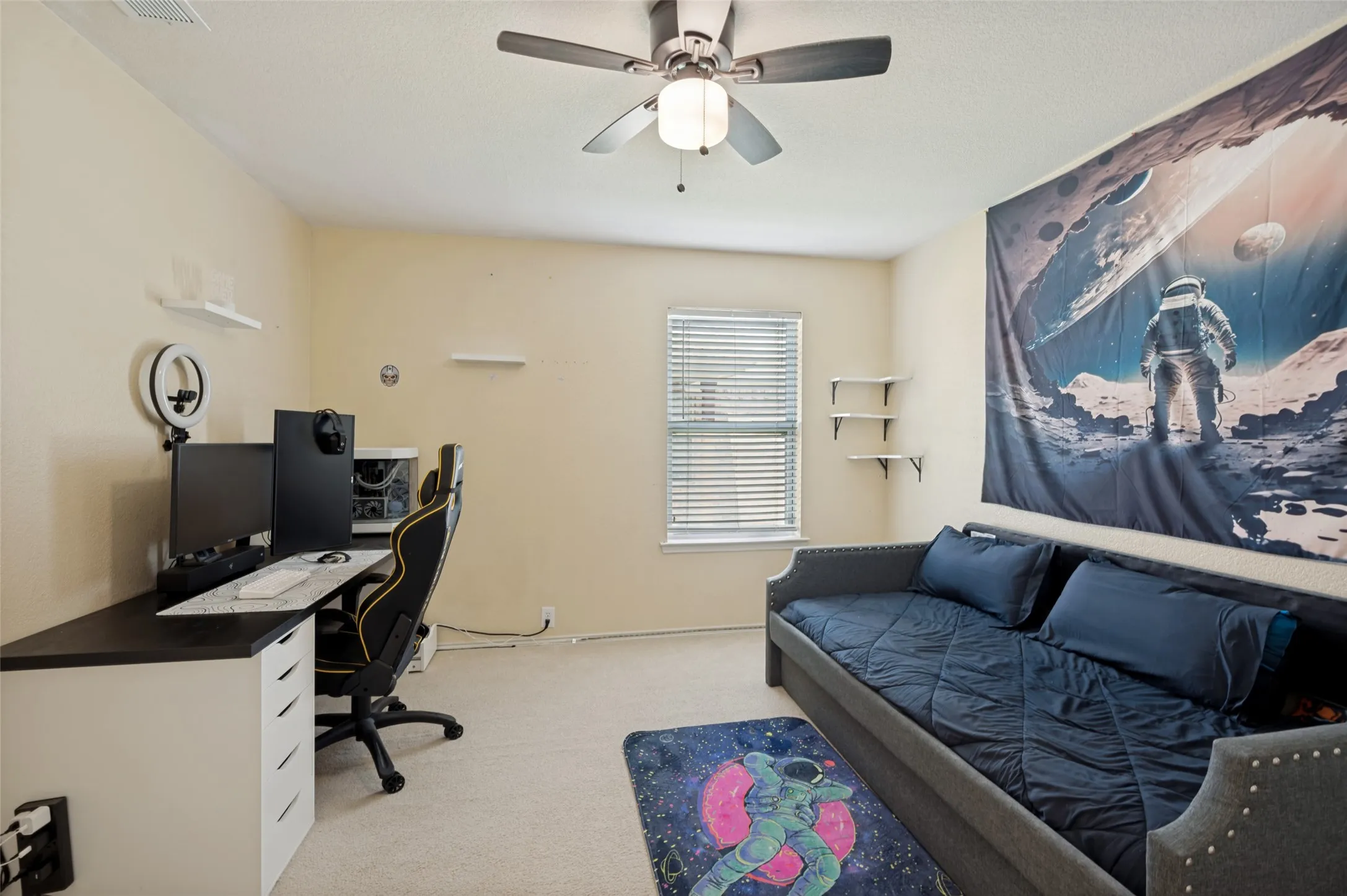 Single Family Residence For Sale in Denton County , 8616 Chisholm Trail, Cross Roads, Texas 76227, 3 Bedroom, 2 Bathroom, 2 Garage spaces, 1,896 Sqft, built in 2005, mls#21280239, Real Estate Agent in Cross Roads, Homes For Sale in Denton county, Homes For Sale in Cross Roads, Realtor in Cross Roads Texas, Real Estate Brokerage Independent Realty Texas, Luminita Cordes Realtor