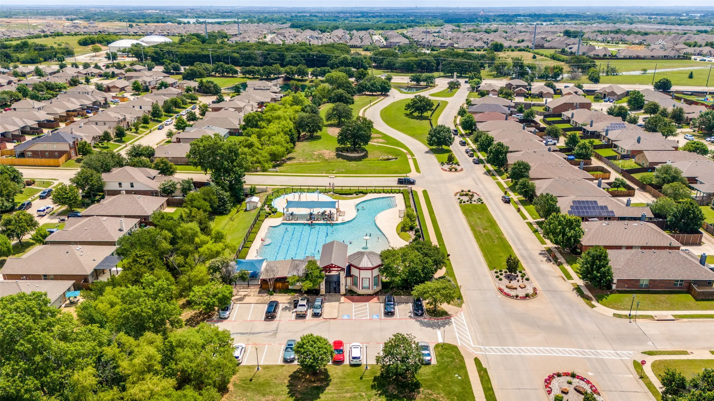 Single Family Residence For Sale in Denton County , 8616 Chisholm Trail, Cross Roads, Texas 76227, 3 Bedroom, 2 Bathroom, 2 Garage spaces, 1,896 Sqft, built in 2005, mls#21280239, Real Estate Agent in Cross Roads, Homes For Sale in Denton county, Homes For Sale in Cross Roads, Realtor in Cross Roads Texas, Real Estate Brokerage Independent Realty Texas, Luminita Cordes Realtor