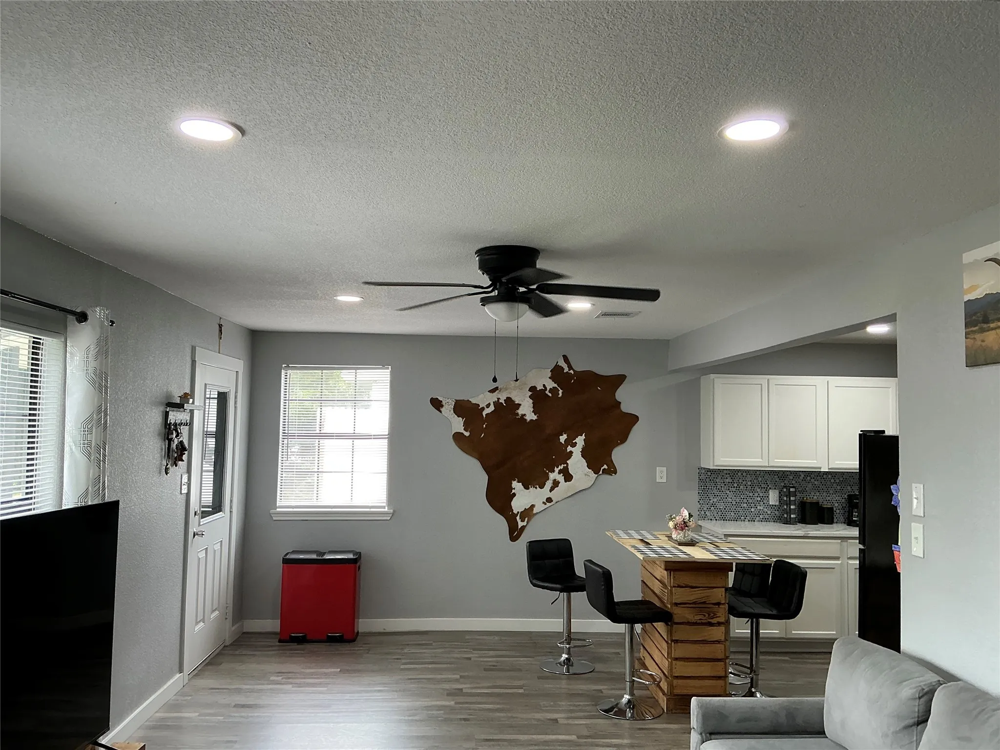 Single Family Residence For Sale in Dallas County , 11118 Aledo Drive, Dallas, Texas 75228, 4 Bedroom, 2 Bathroom, 1 Garage spaces, 2,380 Sqft, built in 1950, mls#21280242, Real Estate Agent in Dallas, Homes For Sale in Dallas county, Homes For Sale in Dallas, Realtor in Dallas Texas, Real Estate Brokerage Independent Realty Texas, Luminita Cordes Realtor