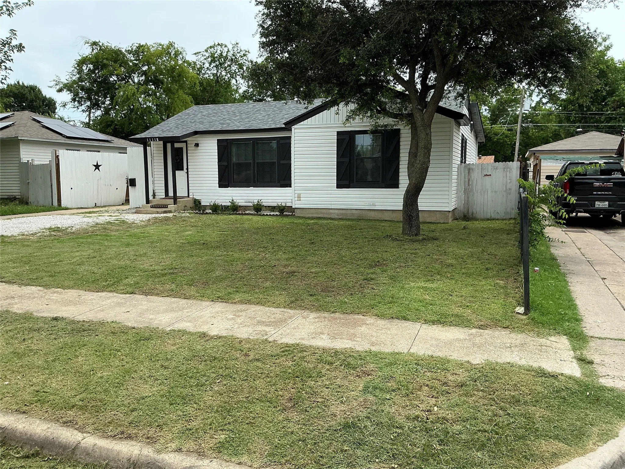 Single Family Residence For Sale in Dallas County , 11118 Aledo Drive, Dallas, Texas 75228, 4 Bedroom, 2 Bathroom, 1 Garage spaces, 2,380 Sqft, built in 1950, mls#21280242, Real Estate Agent in Dallas, Homes For Sale in Dallas county, Homes For Sale in Dallas, Realtor in Dallas Texas, Real Estate Brokerage Independent Realty Texas, Luminita Cordes Realtor