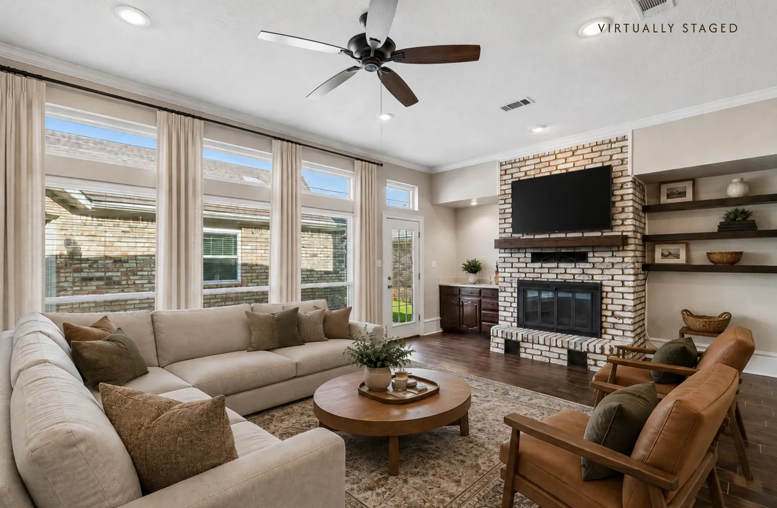 Single Family Residence For Sale in Dallas County , 604 Shalamar Place, Irving, Texas 75061, 3 Bedroom, 2 Bathroom, 2 Garage spaces, 2,173 Sqft, built in 1985, mls#21280113, Real Estate Agent in Irving, Homes For Sale in Dallas county, Homes For Sale in Irving, Realtor in Irving Texas, Real Estate Brokerage Independent Realty Texas, Luminita Cordes Realtor