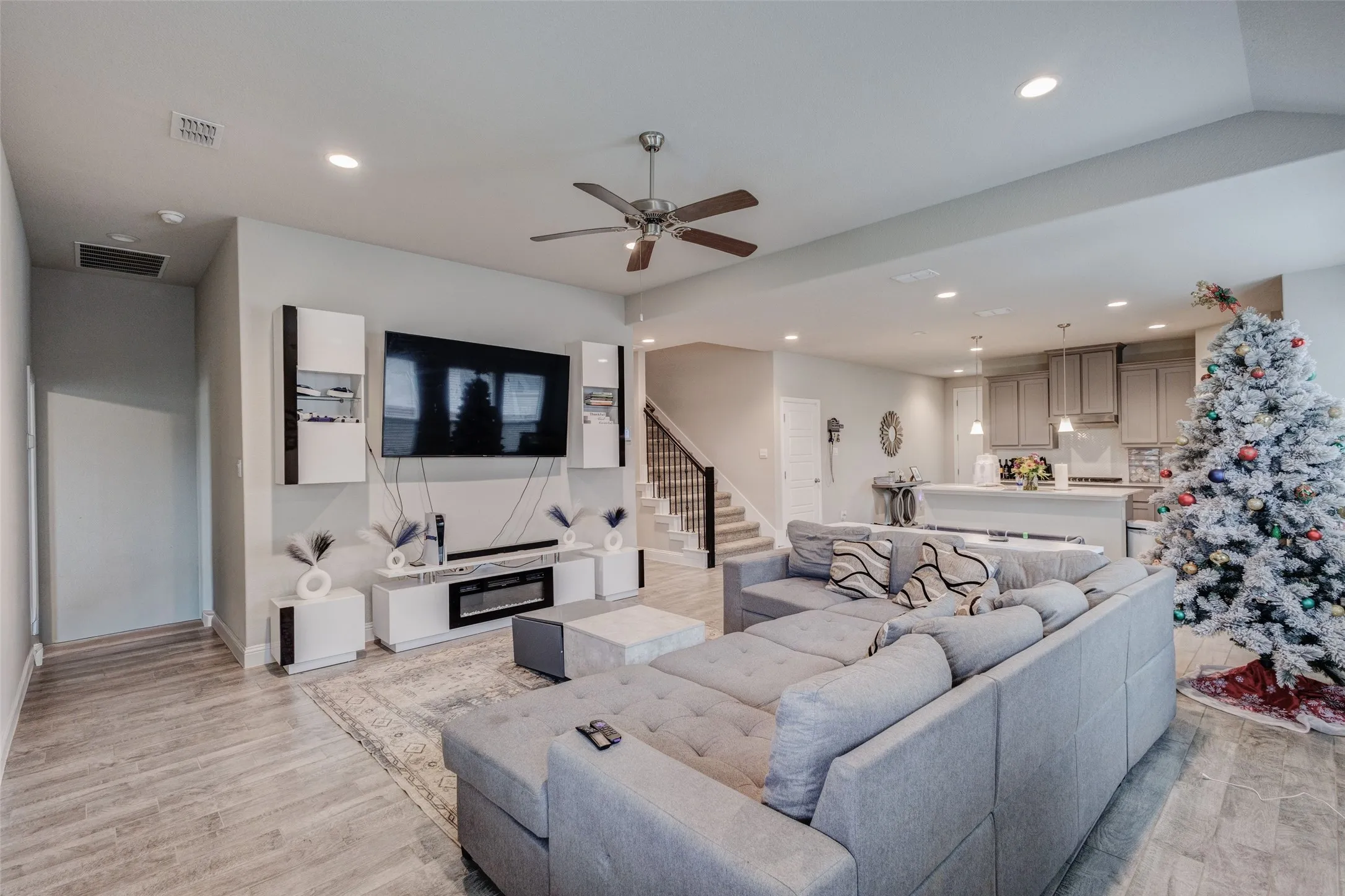 Single Family Residence For Rent in Denton County , 1513 Woodpecker Street, Denton, Texas 76205, 4 Bedrooms, 3 Bathrooms, 2 Garage spaces, 2,733 Sqft, built in 2024, Price $3,500, mls#21258242, Real Estate Agent in Denton, Homes For Rent in Denton county, Homes For Rent in Denton, Realtor in Denton Texas, Real Estate Brokerage Independent Realty Texas, Luminita Cordes Realtor