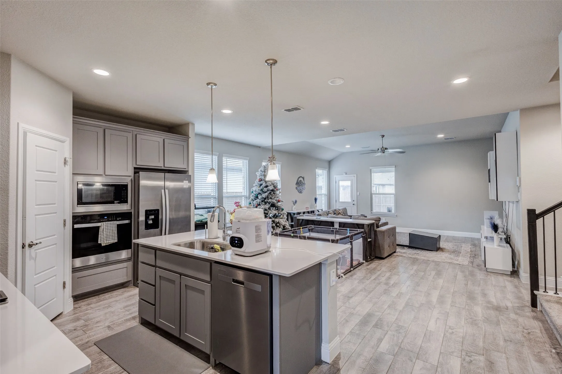 Single Family Residence For Rent in Denton County , 1513 Woodpecker Street, Denton, Texas 76205, 4 Bedrooms, 3 Bathrooms, 2 Garage spaces, 2,733 Sqft, built in 2024, Price $3,500, mls#21258242, Real Estate Agent in Denton, Homes For Rent in Denton county, Homes For Rent in Denton, Realtor in Denton Texas, Real Estate Brokerage Independent Realty Texas, Luminita Cordes Realtor