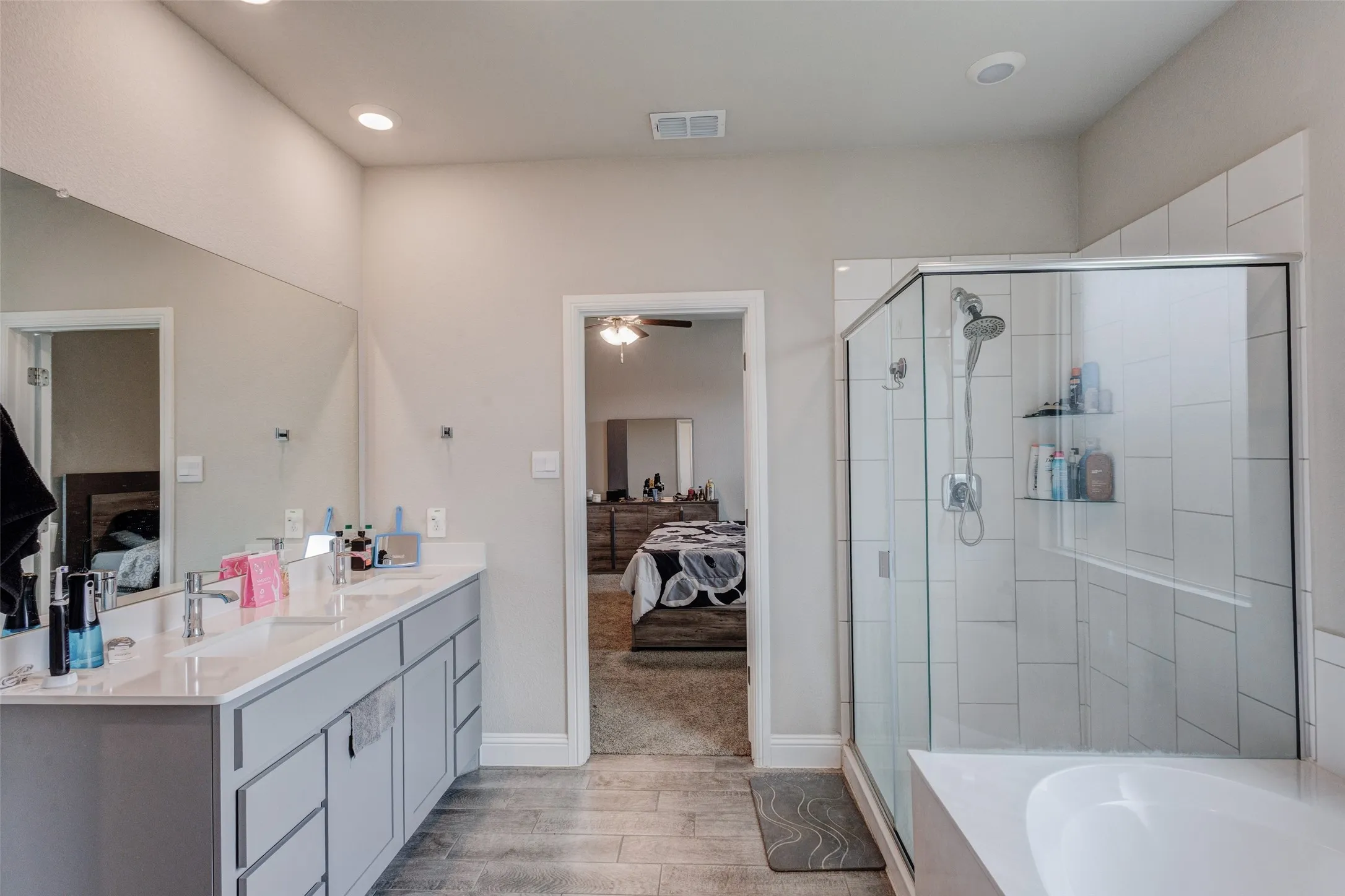 Single Family Residence For Rent in Denton County , 1513 Woodpecker Street, Denton, Texas 76205, 4 Bedrooms, 3 Bathrooms, 2 Garage spaces, 2,733 Sqft, built in 2024, Price $3,500, mls#21258242, Real Estate Agent in Denton, Homes For Rent in Denton county, Homes For Rent in Denton, Realtor in Denton Texas, Real Estate Brokerage Independent Realty Texas, Luminita Cordes Realtor