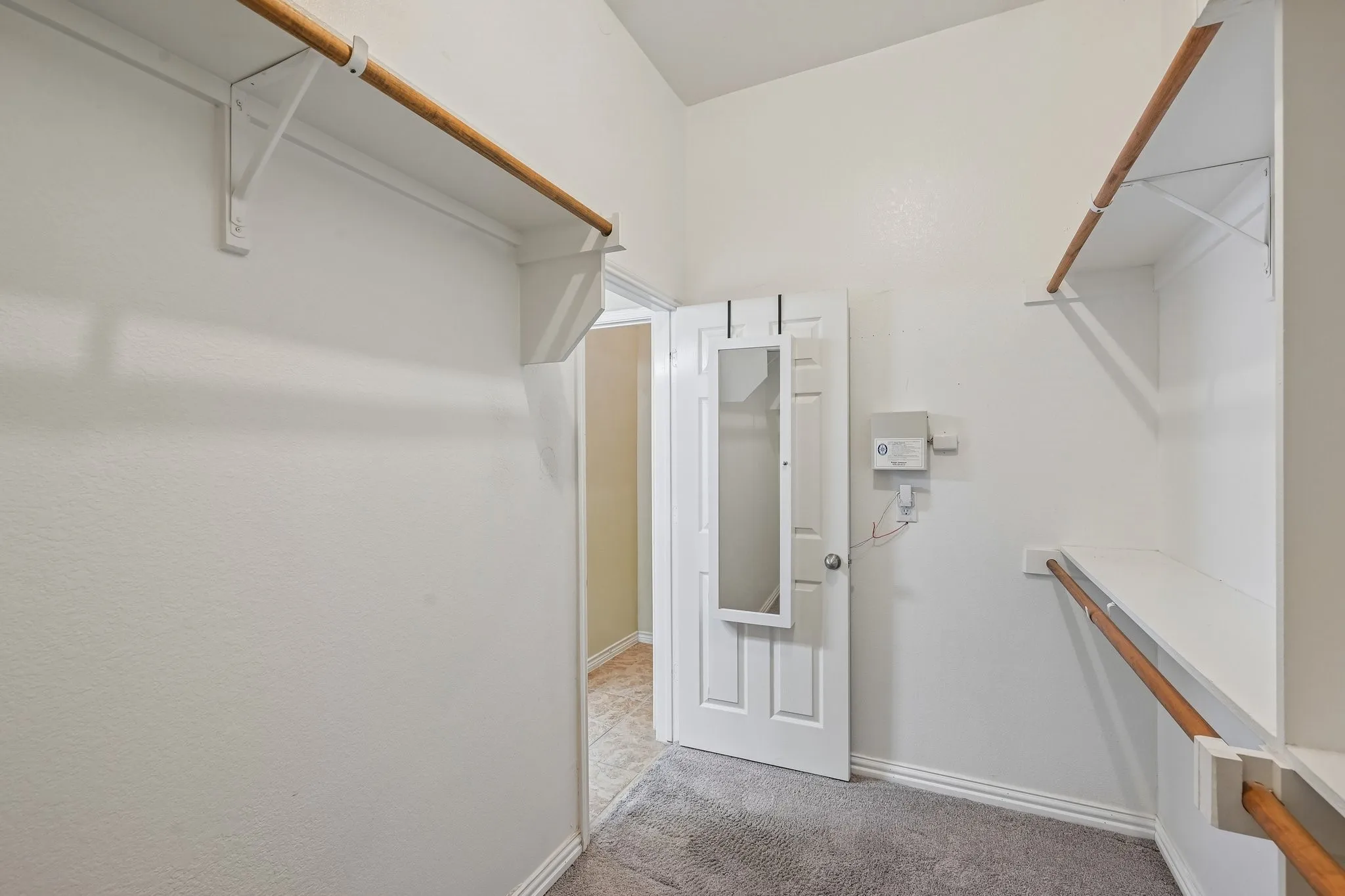 Single Family Residence For Sale in Denton County , 1321 Stone Mountain Parkway, Savannah, Texas 76227, 4 Bedroom, 2 Bathroom, 2 Garage spaces, 2,136 Sqft, built in 2004, mls#21277104, Real Estate Agent in Savannah, Homes For Sale in Denton county, Homes For Sale in Savannah, Realtor in Savannah Texas, Real Estate Brokerage Independent Realty Texas, Luminita Cordes Realtor