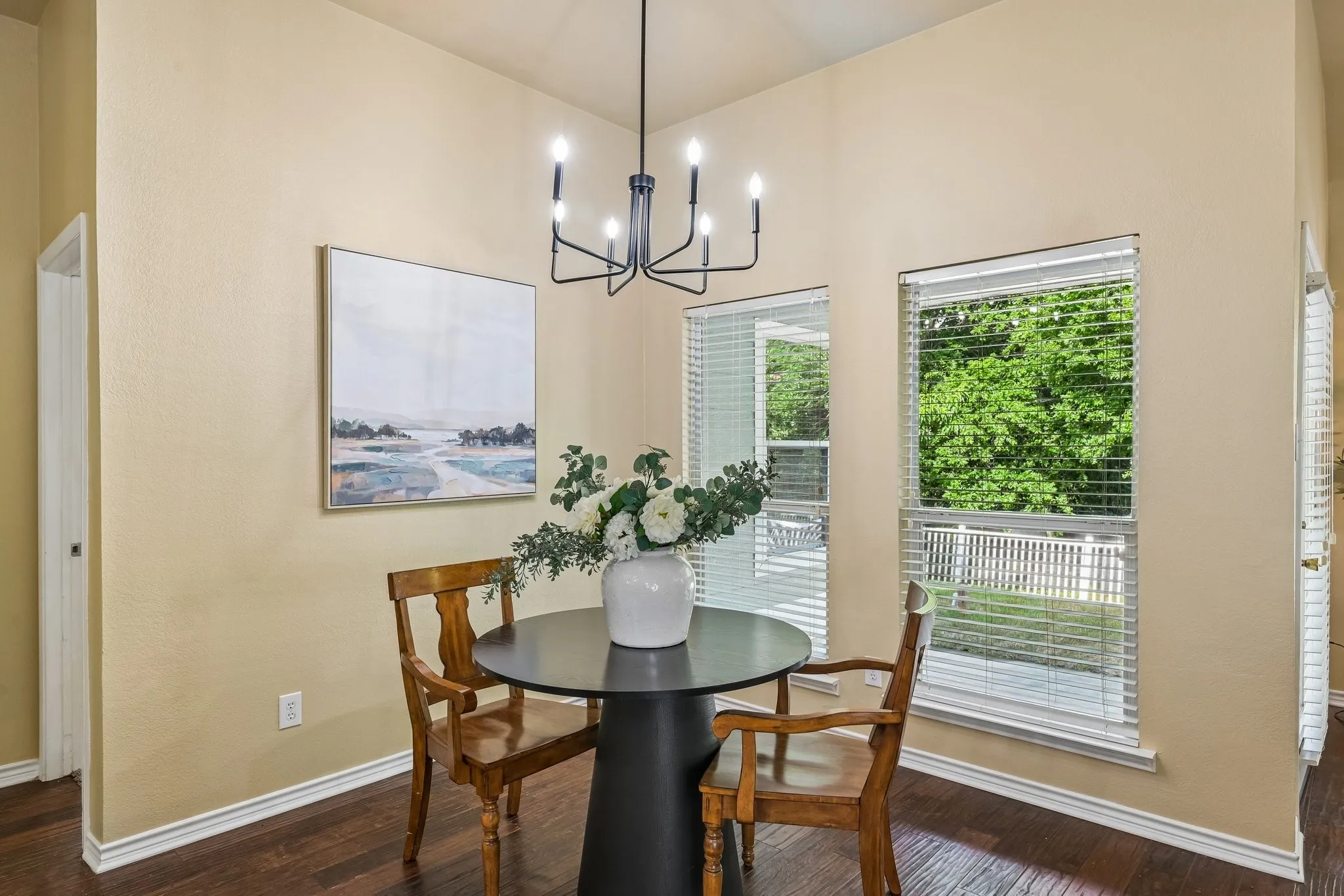 Single Family Residence For Sale in Denton County , 1321 Stone Mountain Parkway, Savannah, Texas 76227, 4 Bedroom, 2 Bathroom, 2 Garage spaces, 2,136 Sqft, built in 2004, mls#21277104, Real Estate Agent in Savannah, Homes For Sale in Denton county, Homes For Sale in Savannah, Realtor in Savannah Texas, Real Estate Brokerage Independent Realty Texas, Luminita Cordes Realtor