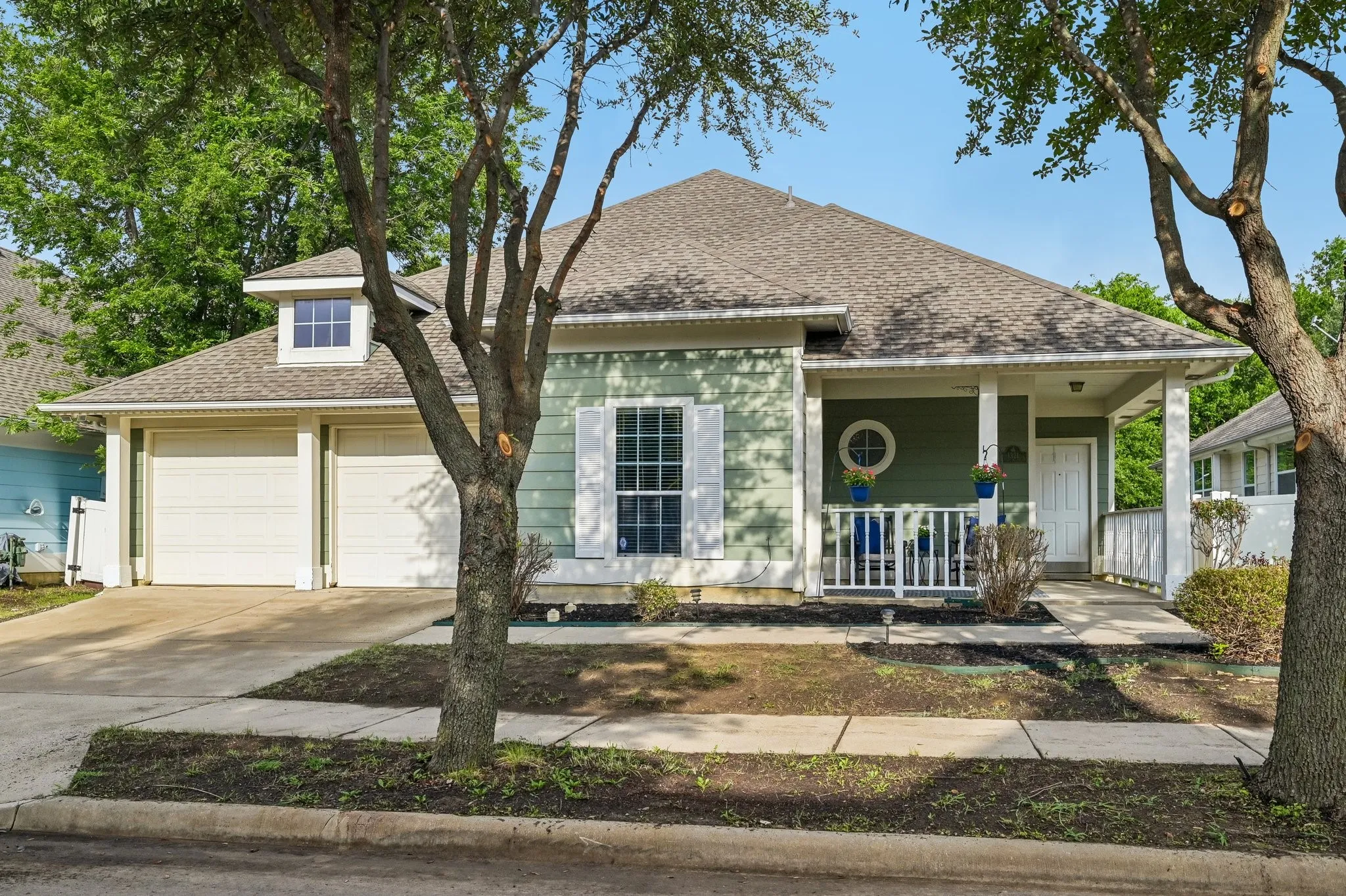 Single Family Residence For Sale in Denton County , 1321 Stone Mountain Parkway, Savannah, Texas 76227, 4 Bedroom, 2 Bathroom, 2 Garage spaces, 2,136 Sqft, built in 2004, mls#21277104, Real Estate Agent in Savannah, Homes For Sale in Denton county, Homes For Sale in Savannah, Realtor in Savannah Texas, Real Estate Brokerage Independent Realty Texas, Luminita Cordes Realtor