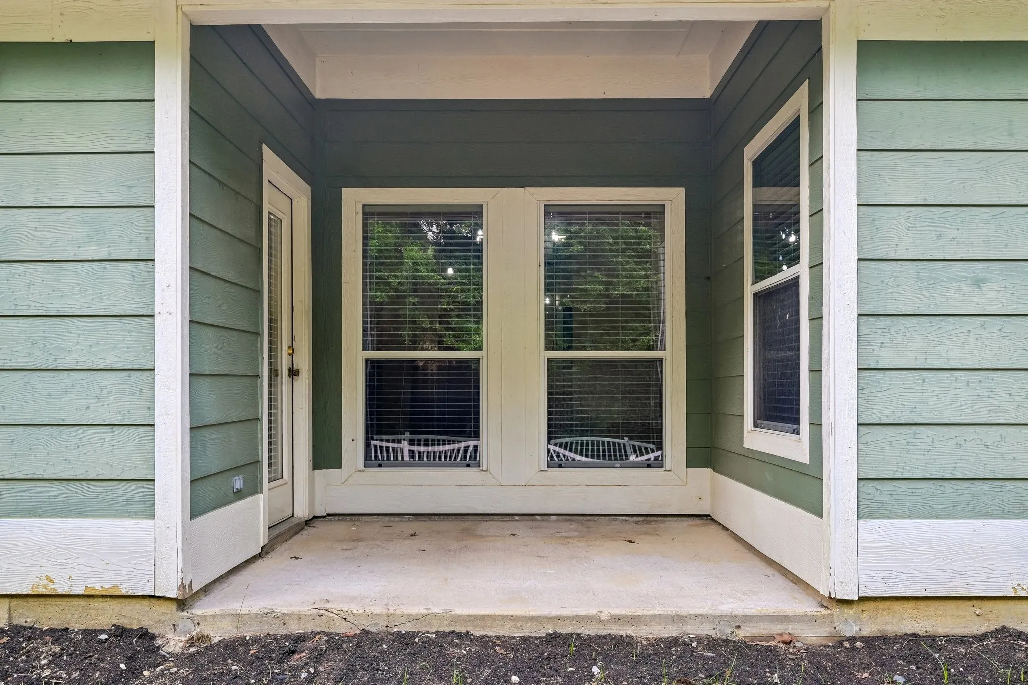 Single Family Residence For Sale in Denton County , 1321 Stone Mountain Parkway, Savannah, Texas 76227, 4 Bedroom, 2 Bathroom, 2 Garage spaces, 2,136 Sqft, built in 2004, mls#21277104, Real Estate Agent in Savannah, Homes For Sale in Denton county, Homes For Sale in Savannah, Realtor in Savannah Texas, Real Estate Brokerage Independent Realty Texas, Luminita Cordes Realtor