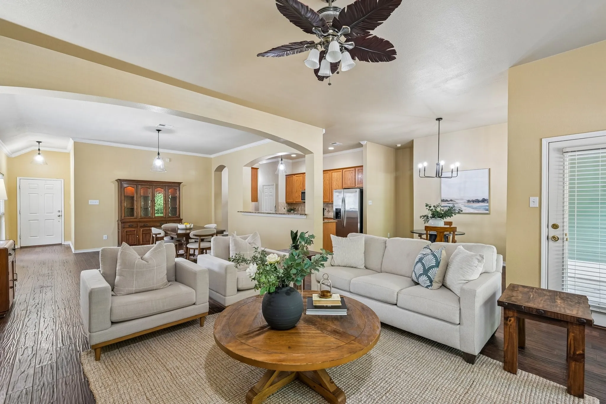 Single Family Residence For Sale in Denton County , 1321 Stone Mountain Parkway, Savannah, Texas 76227, 4 Bedroom, 2 Bathroom, 2 Garage spaces, 2,136 Sqft, built in 2004, mls#21277104, Real Estate Agent in Savannah, Homes For Sale in Denton county, Homes For Sale in Savannah, Realtor in Savannah Texas, Real Estate Brokerage Independent Realty Texas, Luminita Cordes Realtor