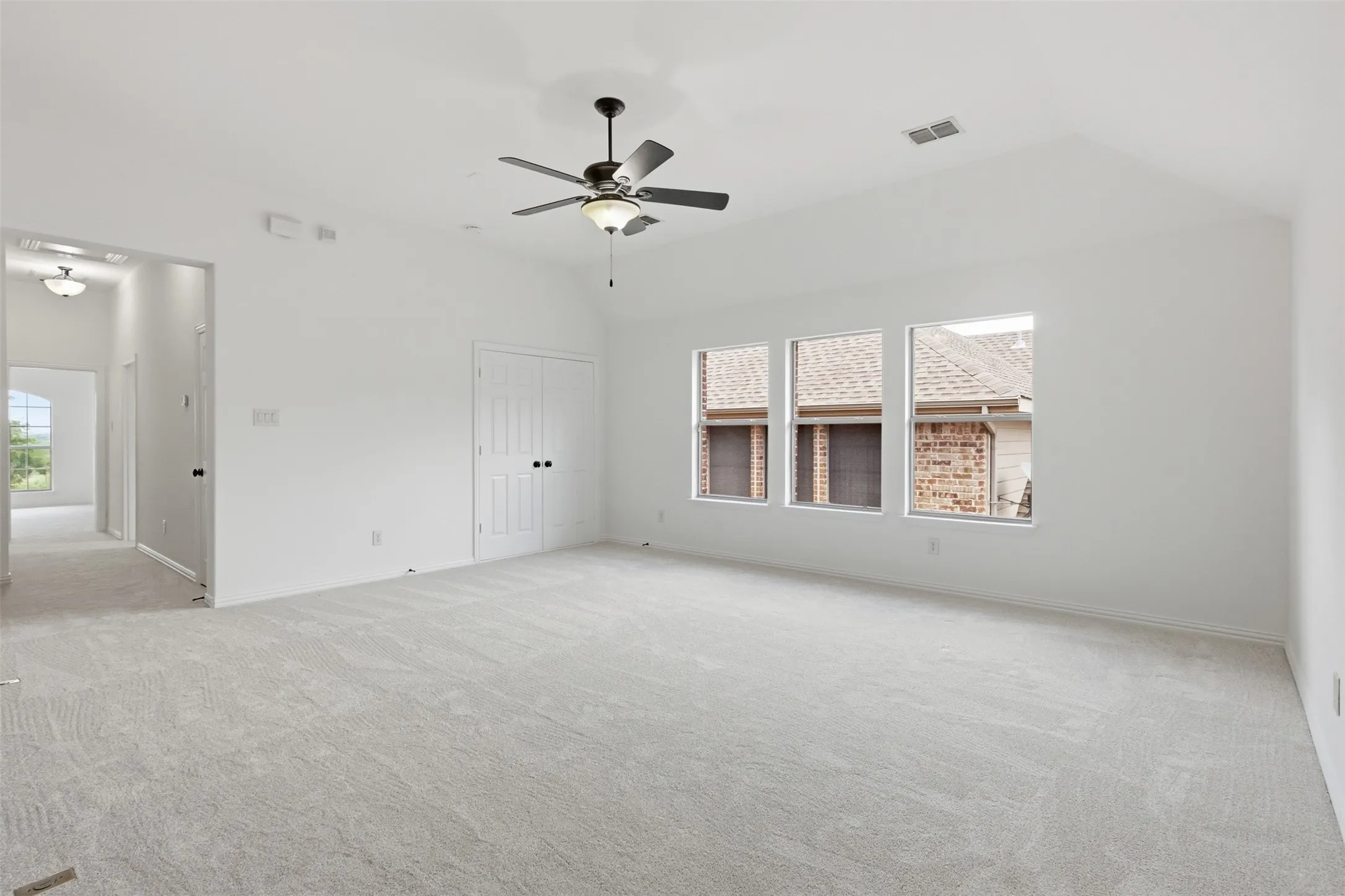 Single Family Residence For Sale in Collin County , 6417 Canyon Crest Drive, Mc Kinney, Texas 75071, 4 Bedroom, 3 Bathroom, 2 Garage spaces, 3,588 Sqft, built in 2008, mls#21279803, Real Estate Agent in Mc Kinney, Homes For Sale in Collin county, Homes For Sale in Mc Kinney, Realtor in Mc Kinney Texas, Real Estate Brokerage Independent Realty Texas, Luminita Cordes Realtor