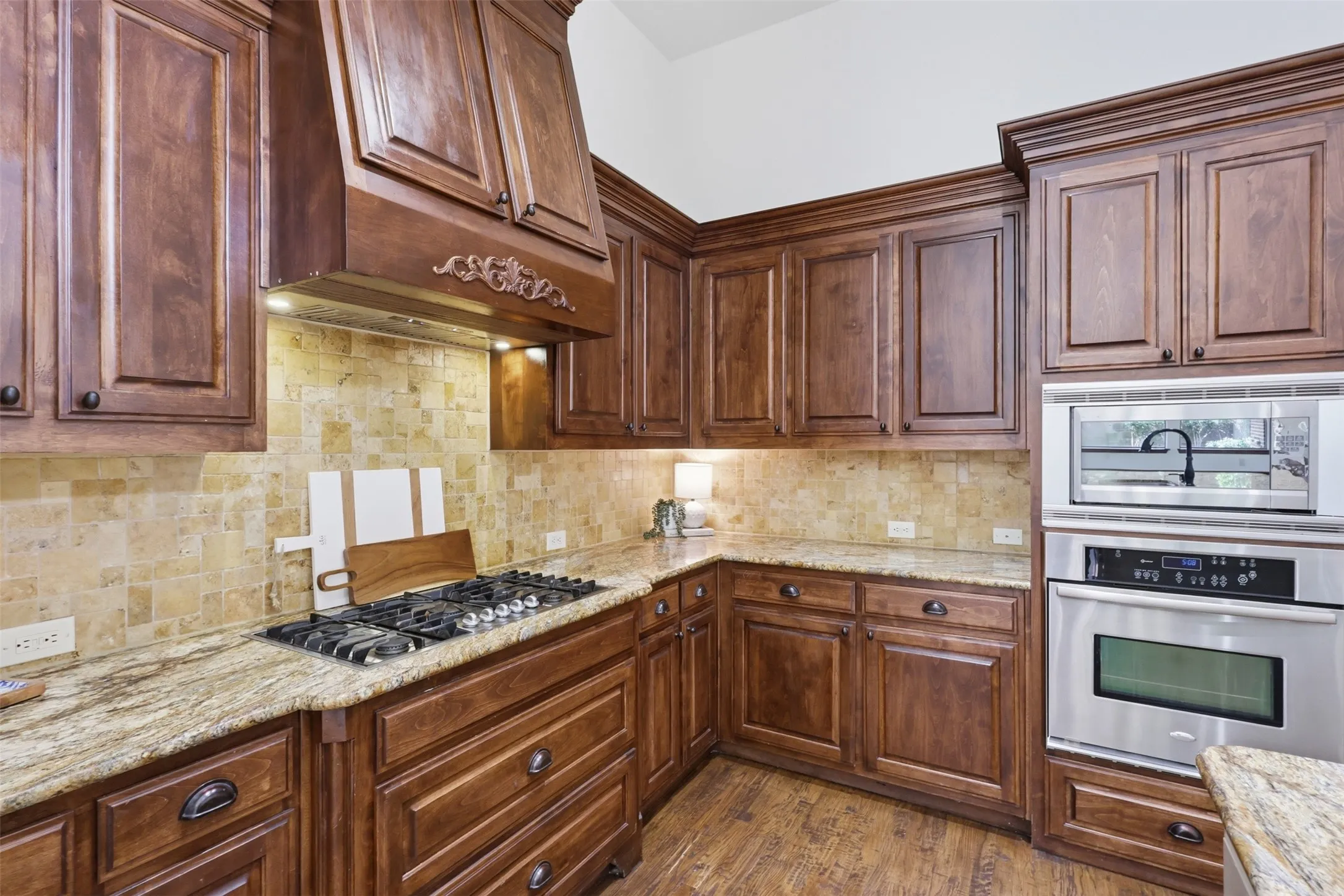 Single Family Residence For Sale in Collin County , 6417 Canyon Crest Drive, Mc Kinney, Texas 75071, 4 Bedroom, 3 Bathroom, 2 Garage spaces, 3,588 Sqft, built in 2008, mls#21279803, Real Estate Agent in Mc Kinney, Homes For Sale in Collin county, Homes For Sale in Mc Kinney, Realtor in Mc Kinney Texas, Real Estate Brokerage Independent Realty Texas, Luminita Cordes Realtor