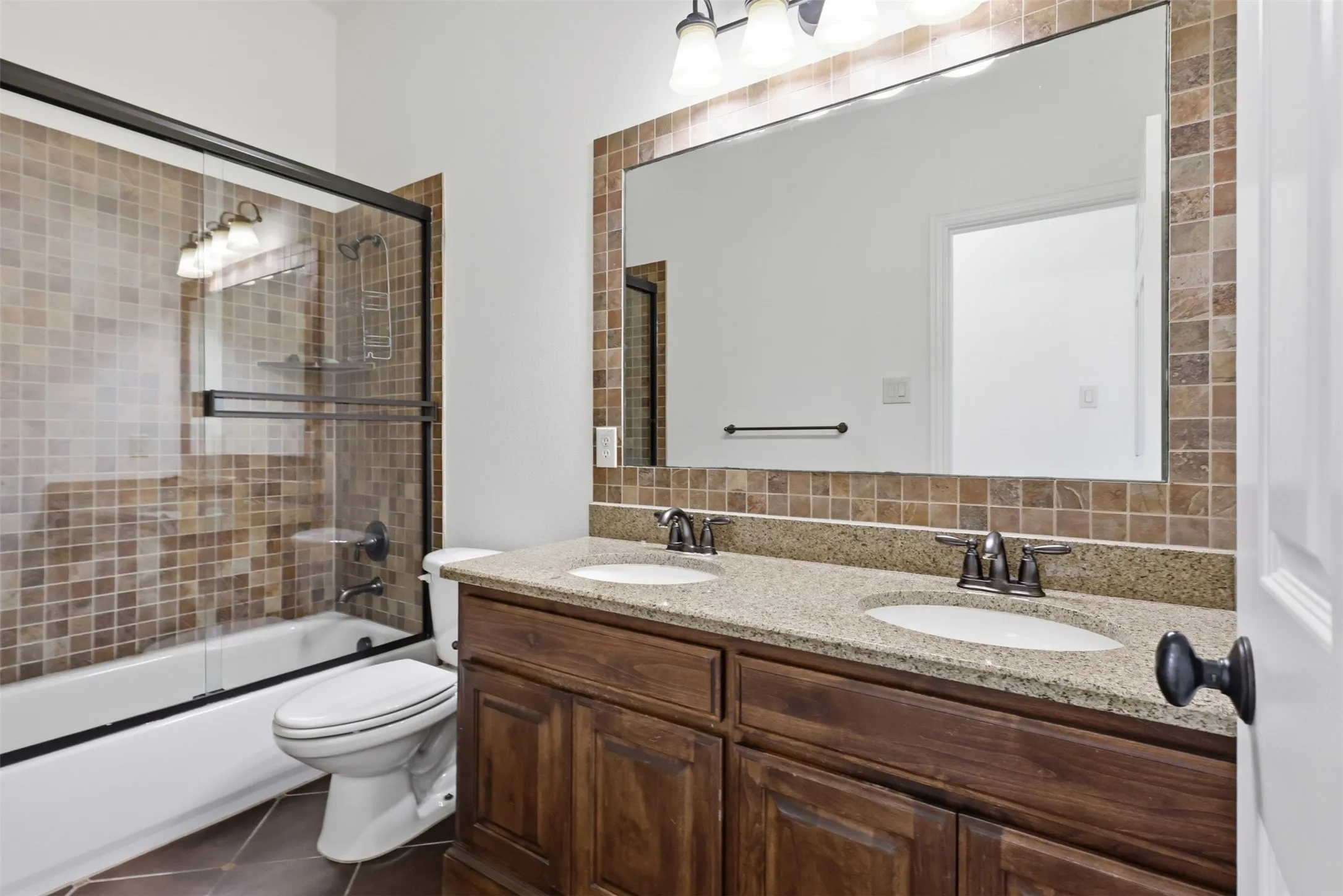 Single Family Residence For Sale in Collin County , 6417 Canyon Crest Drive, Mc Kinney, Texas 75071, 4 Bedroom, 3 Bathroom, 2 Garage spaces, 3,588 Sqft, built in 2008, mls#21279803, Real Estate Agent in Mc Kinney, Homes For Sale in Collin county, Homes For Sale in Mc Kinney, Realtor in Mc Kinney Texas, Real Estate Brokerage Independent Realty Texas, Luminita Cordes Realtor