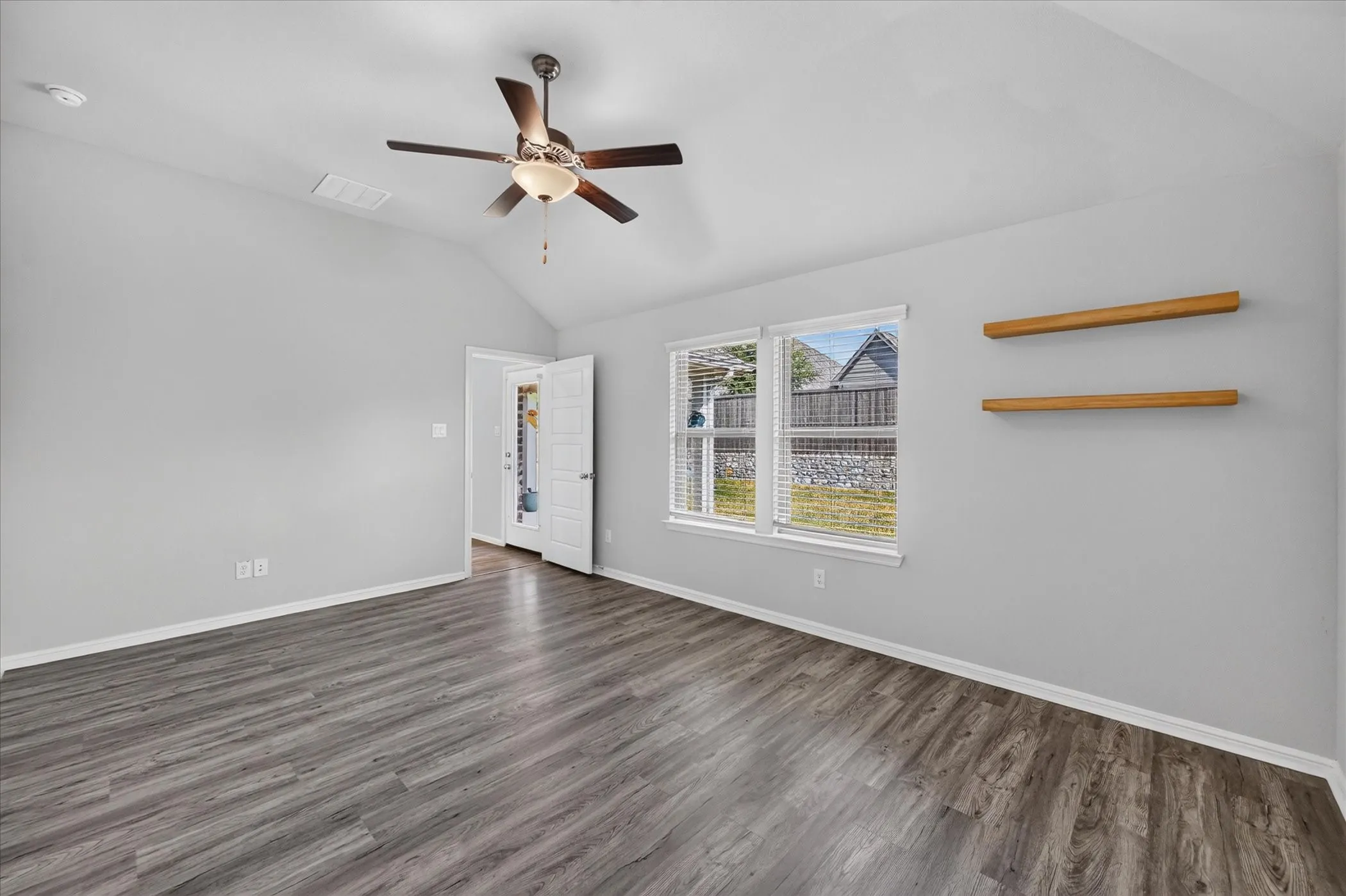 Single Family Residence For Rent in Denton County , 5825 Rostherne Drive, Celina, Texas 76227, 4 Bedroom, 2 Bathroom, 2 Garage spaces, 2,011 Sqft, built in 2020, mls#21280279, Real Estate Agent in Celina, Homes For Rent in Denton county, Homes For Rent in Celina, Realtor in Celina Texas, Real Estate Brokerage Independent Realty Texas, Luminita Cordes Realtor