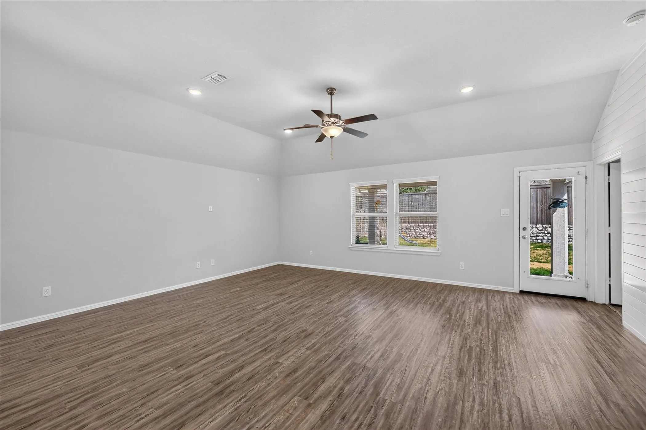 Single Family Residence For Rent in Denton County , 5825 Rostherne Drive, Celina, Texas 76227, 4 Bedroom, 2 Bathroom, 2 Garage spaces, 2,011 Sqft, built in 2020, mls#21280279, Real Estate Agent in Celina, Homes For Rent in Denton county, Homes For Rent in Celina, Realtor in Celina Texas, Real Estate Brokerage Independent Realty Texas, Luminita Cordes Realtor