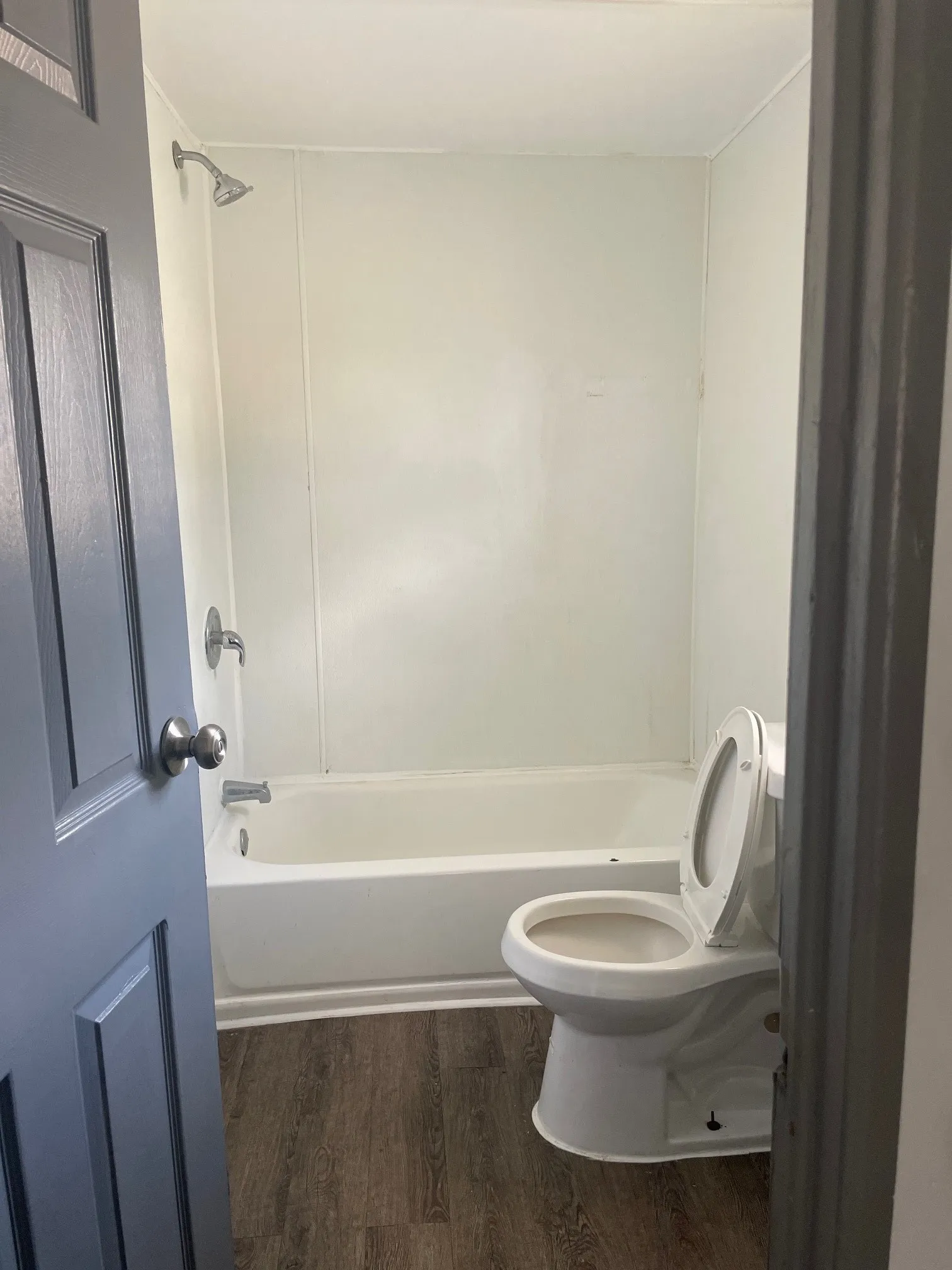 Mobile Home For Rent in Collin County , 120 Cunningham Boulevard, Anna, Texas 75409, 3 Bedroom, 2 Bathroom, Garage spaces, 980 Sqft, built in 1980, mls#21280049, Real Estate Agent in Anna, Homes For Rent in Collin county, Homes For Rent in Anna, Realtor in Anna Texas, Real Estate Brokerage Independent Realty Texas, Luminita Cordes Realtor
