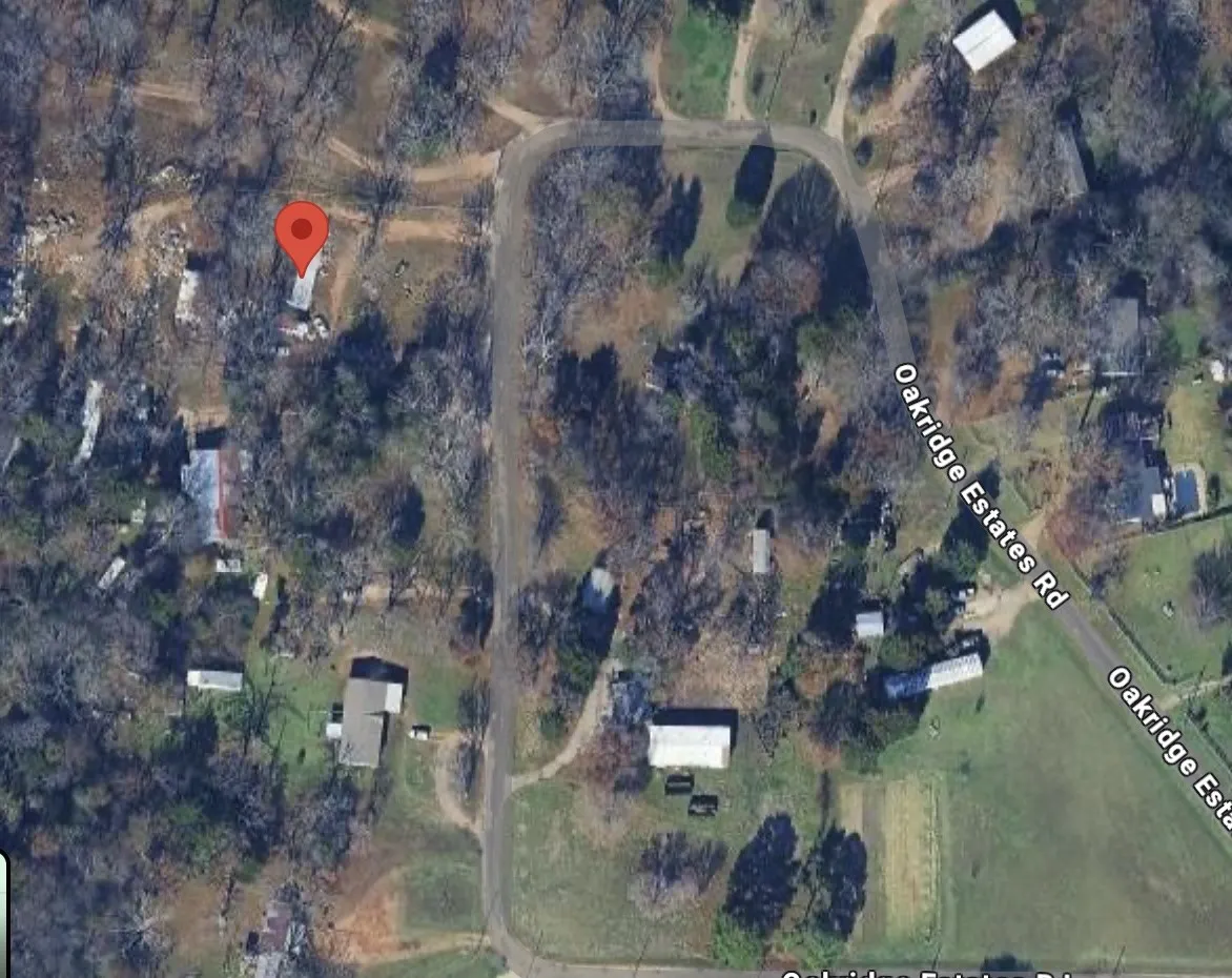 Aerial Map. Displaying the property's location and surrounding infrastructure