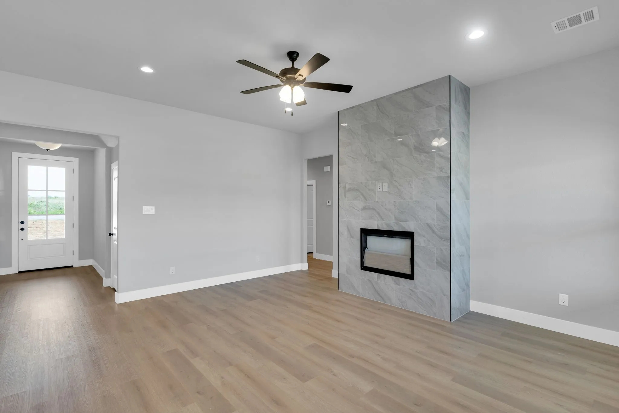 Single Family Residence For Sale in Ellis County , 350 E Lamar Street, Palmer, Texas 75152, 5 Bedroom, 3 Bathroom, 2 Garage spaces, 2,127 Sqft, built in 2026, mls#21278317, Real Estate Agent in Palmer, Homes For Sale in Ellis county, Homes For Sale in Palmer, Realtor in Palmer Texas, Real Estate Brokerage Independent Realty Texas, Luminita Cordes Realtor