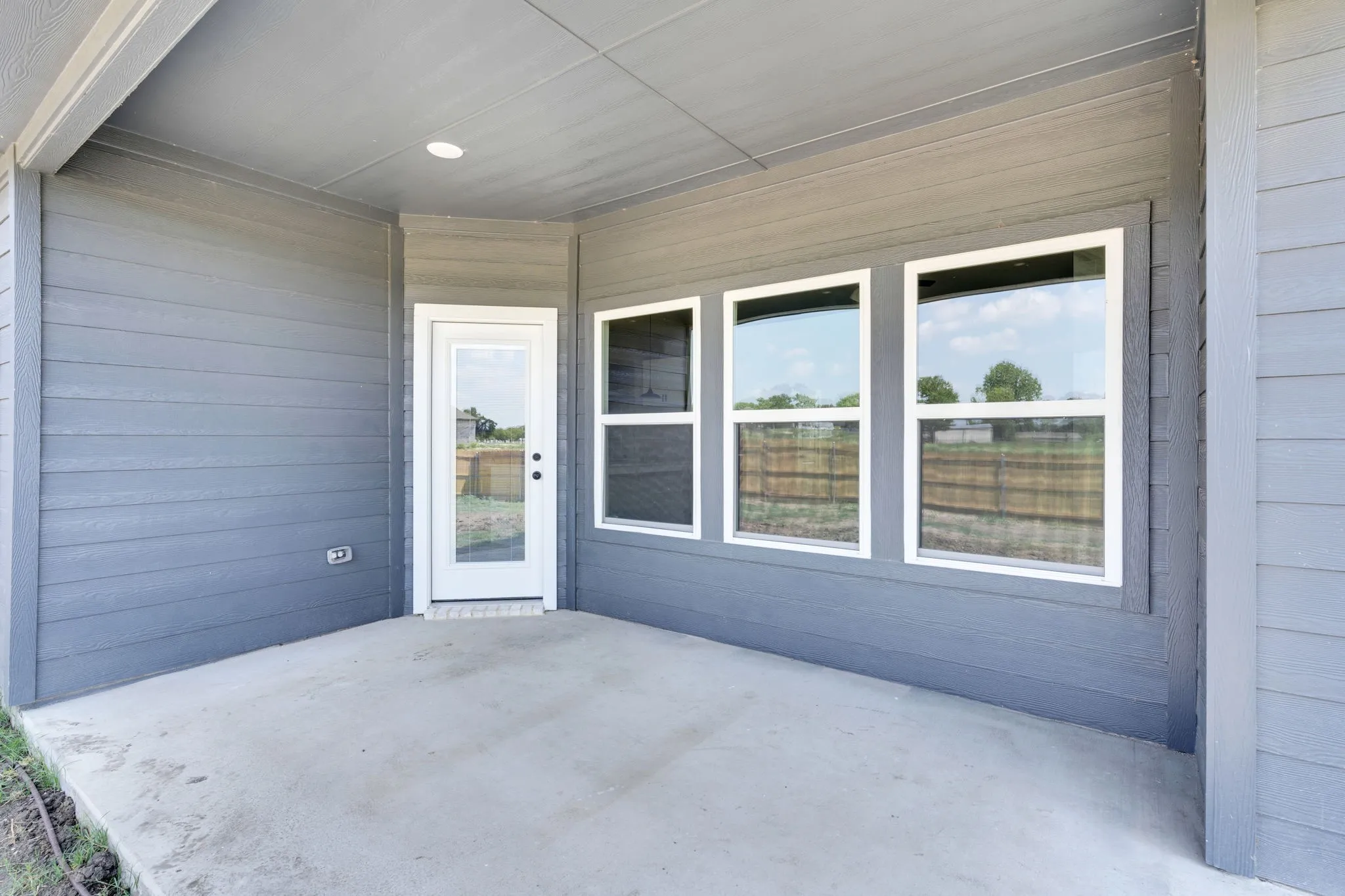 Single Family Residence For Sale in Ellis County , 350 E Lamar Street, Palmer, Texas 75152, 5 Bedroom, 3 Bathroom, 2 Garage spaces, 2,127 Sqft, built in 2026, mls#21278317, Real Estate Agent in Palmer, Homes For Sale in Ellis county, Homes For Sale in Palmer, Realtor in Palmer Texas, Real Estate Brokerage Independent Realty Texas, Luminita Cordes Realtor