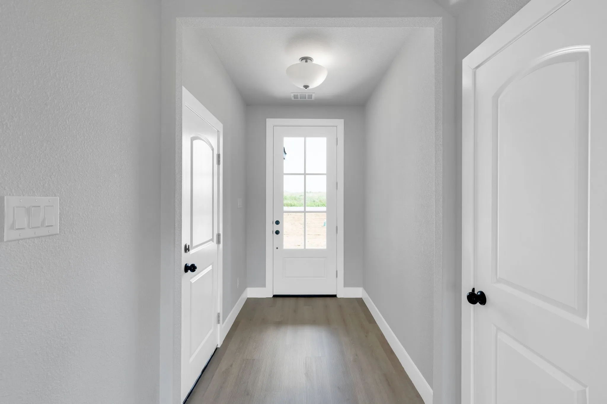 Single Family Residence For Sale in Ellis County , 350 E Lamar Street, Palmer, Texas 75152, 5 Bedroom, 3 Bathroom, 2 Garage spaces, 2,127 Sqft, built in 2026, mls#21278317, Real Estate Agent in Palmer, Homes For Sale in Ellis county, Homes For Sale in Palmer, Realtor in Palmer Texas, Real Estate Brokerage Independent Realty Texas, Luminita Cordes Realtor