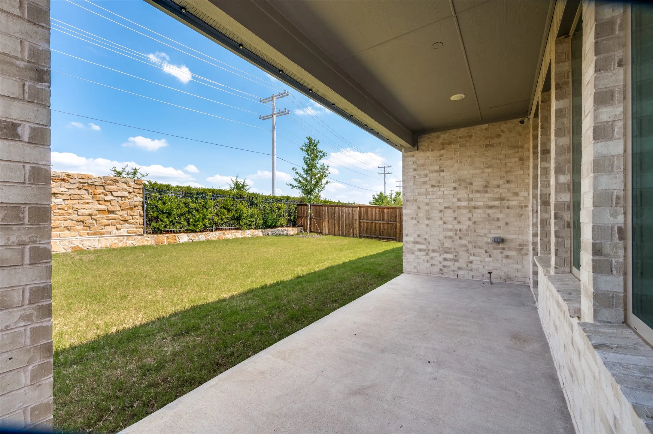 Single Family Residence For Rent in Denton County , 1240 Crescent Lane, Prosper, Texas 75078, 5 Bedroom, 6 Bathroom, 2 Garage spaces, 3,613 Sqft, built in 2022, mls#21279763, Real Estate Agent in Prosper, Homes For Rent in Denton county, Homes For Rent in Prosper, Realtor in Prosper Texas, Real Estate Brokerage Independent Realty Texas, Luminita Cordes Realtor